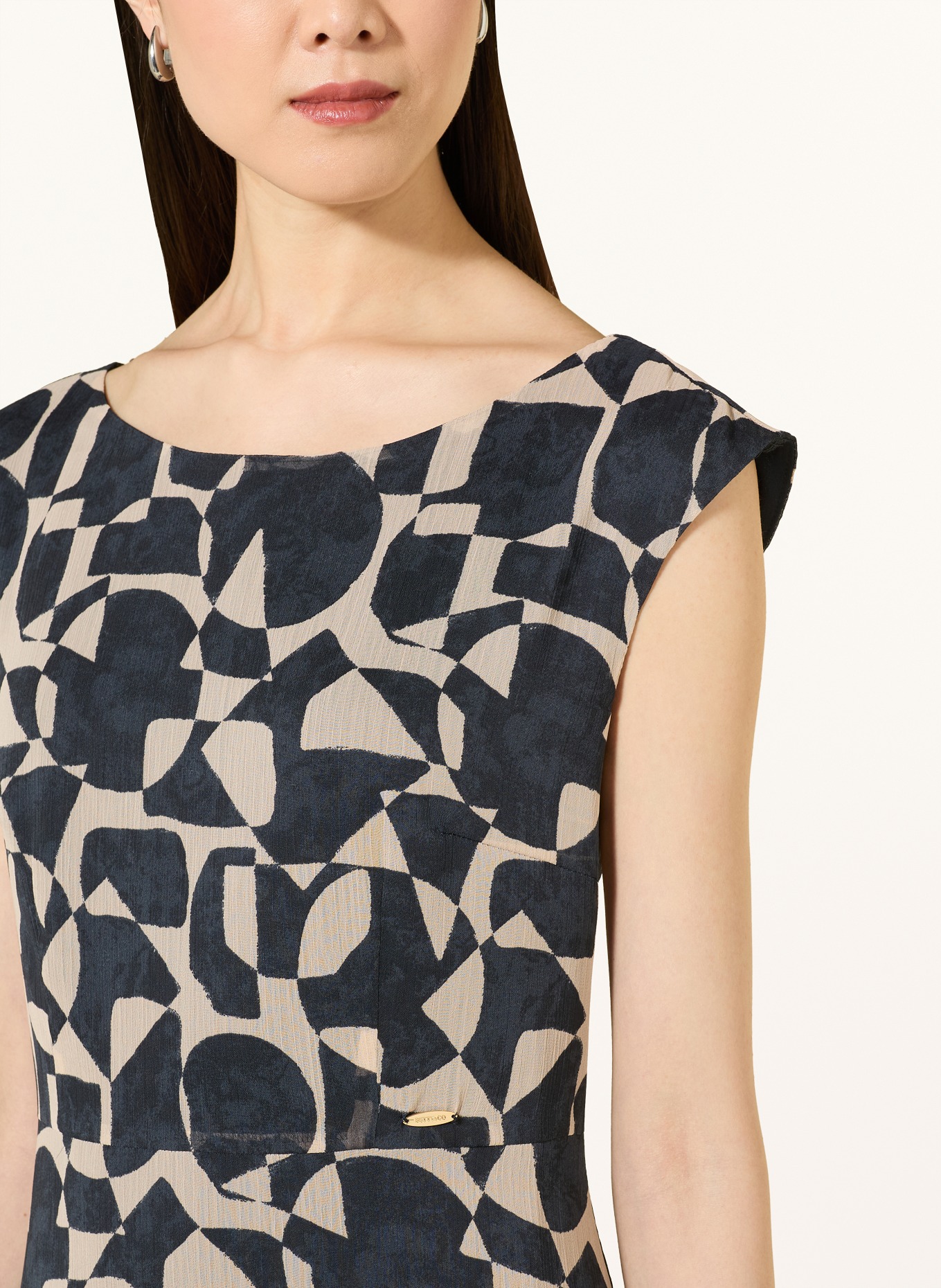 BETTY&CO Kleid: DUNKELBLAU / BEIGE