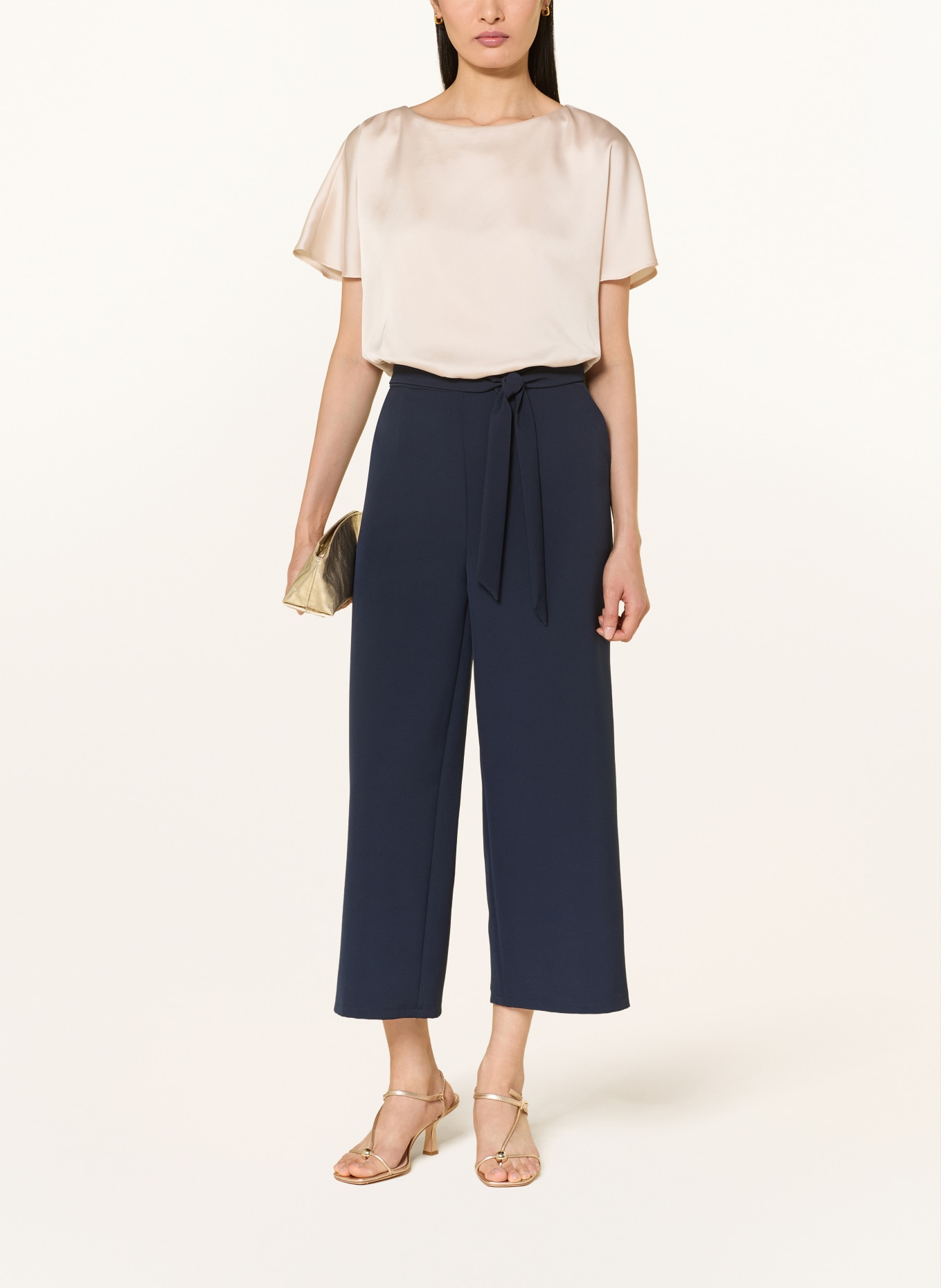 BETTY&CO Jumpsuit: ECRU / DONKERBLAUW