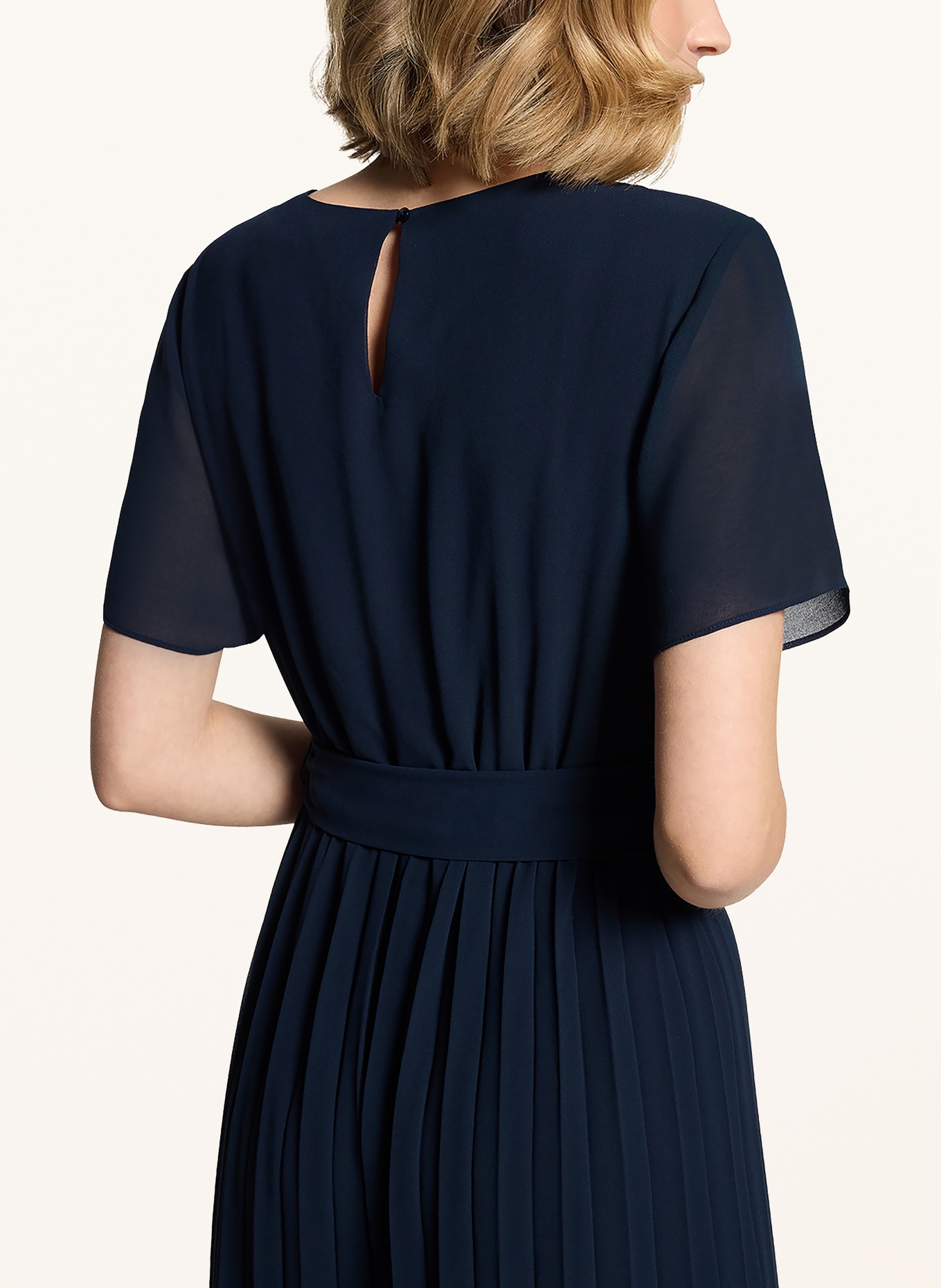 BETTY&CO Jumpsuit with pleats: DARK BLUE