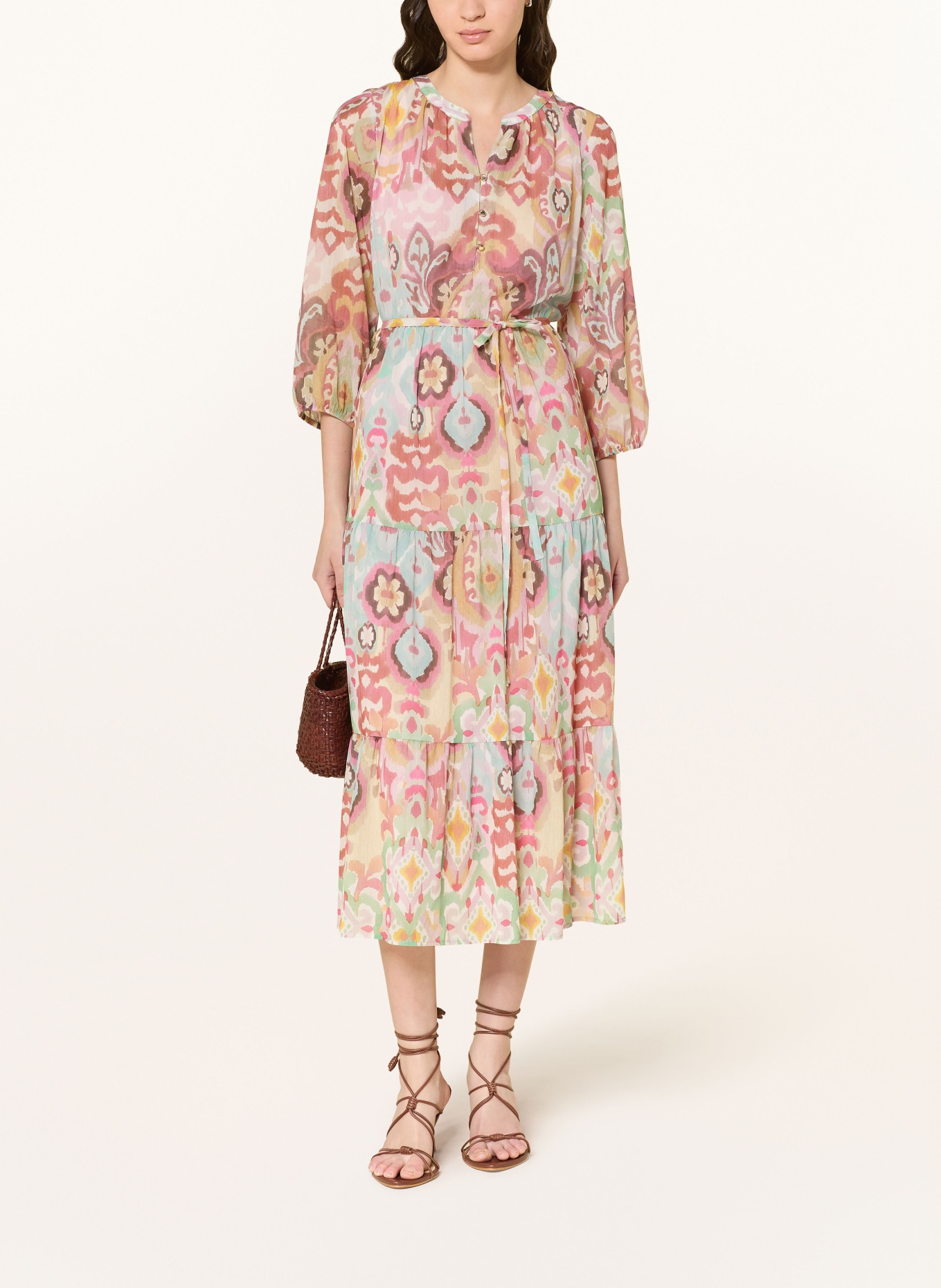 BETTY&CO Sukienka z rękawami 3/4: RÓŻOWY / JASNOZIELONY / JASNONIEBIESKI