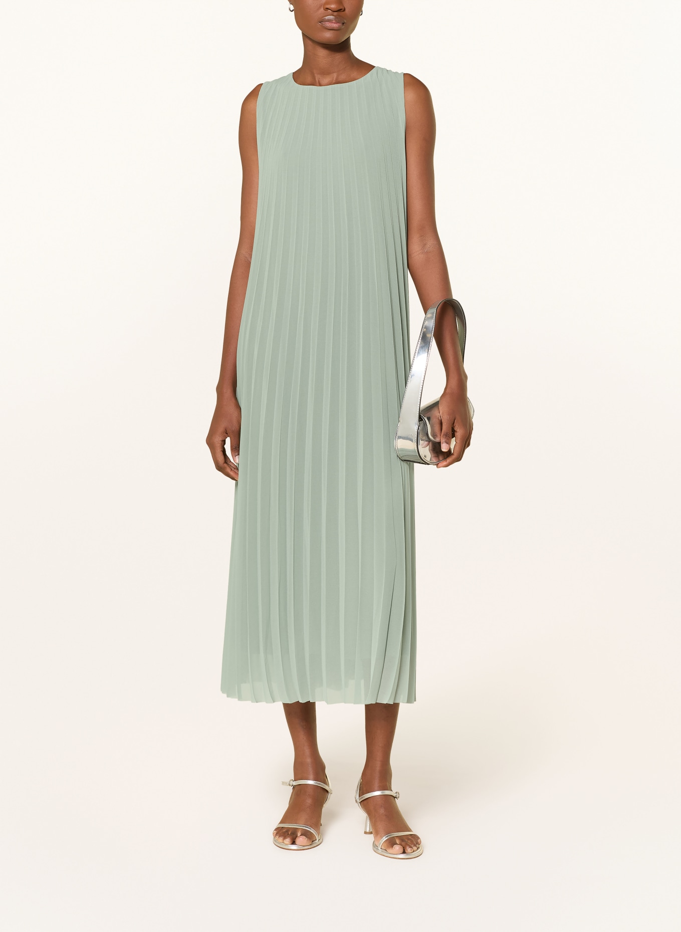 BETTY&CO Plisséjurk: LICHTGROEN