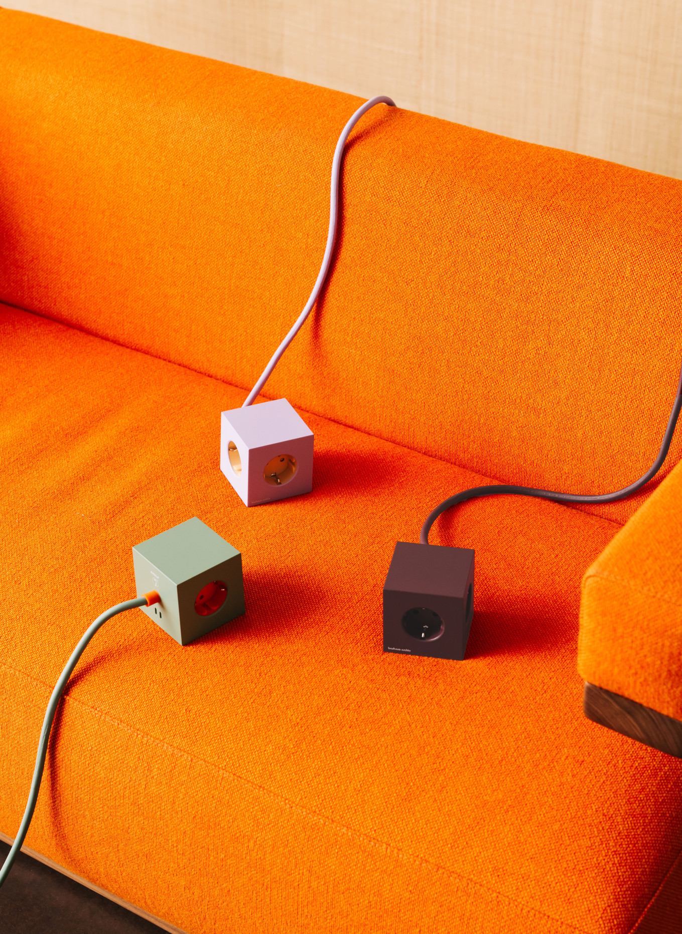 AVOLT Steckdosenleiste SQUARE 1: BRAUN