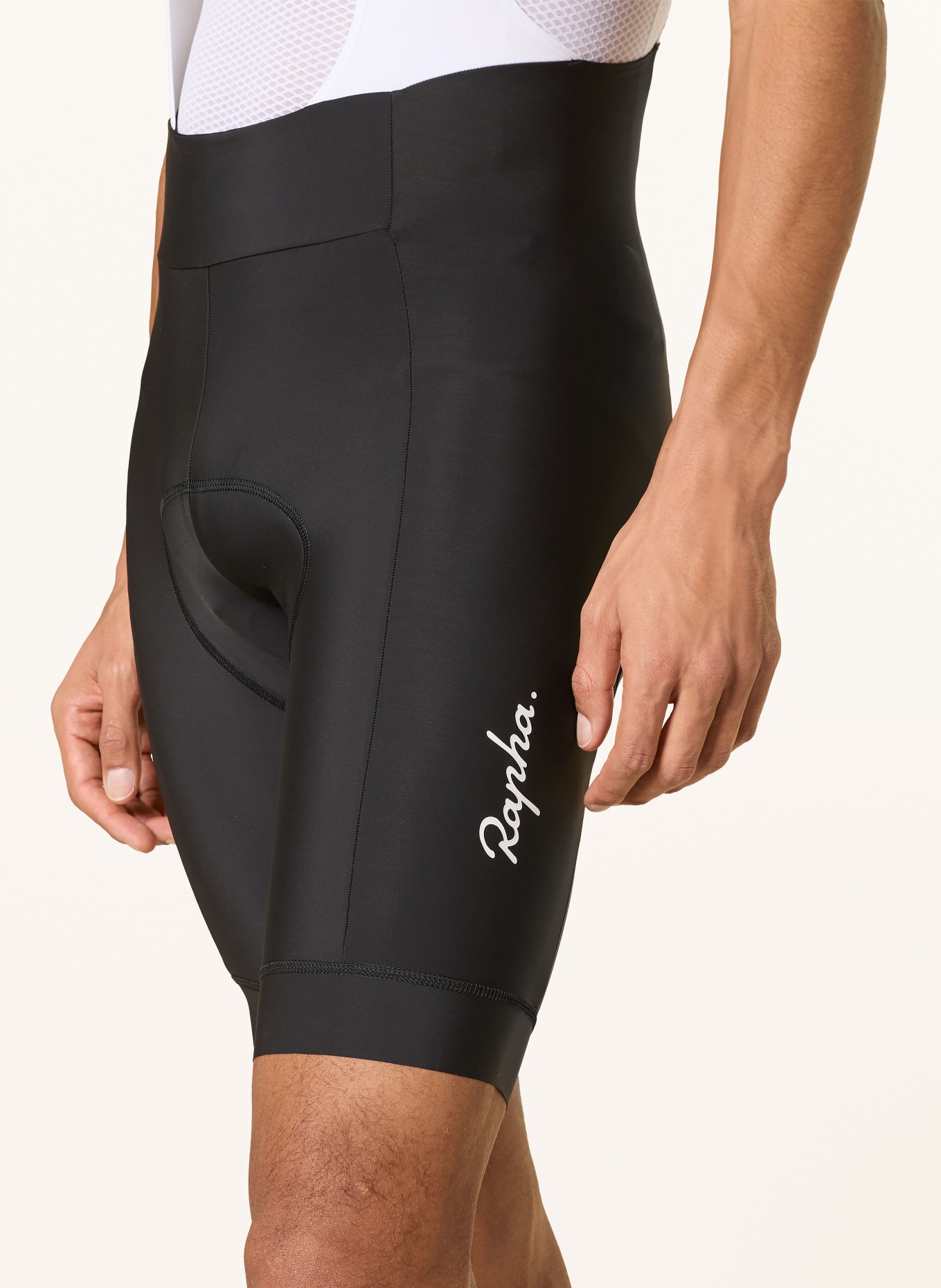 Rapha Radhose CORE BIB mit Trägern und gepolstertem Einsatz: SCHWARZ / WEISS