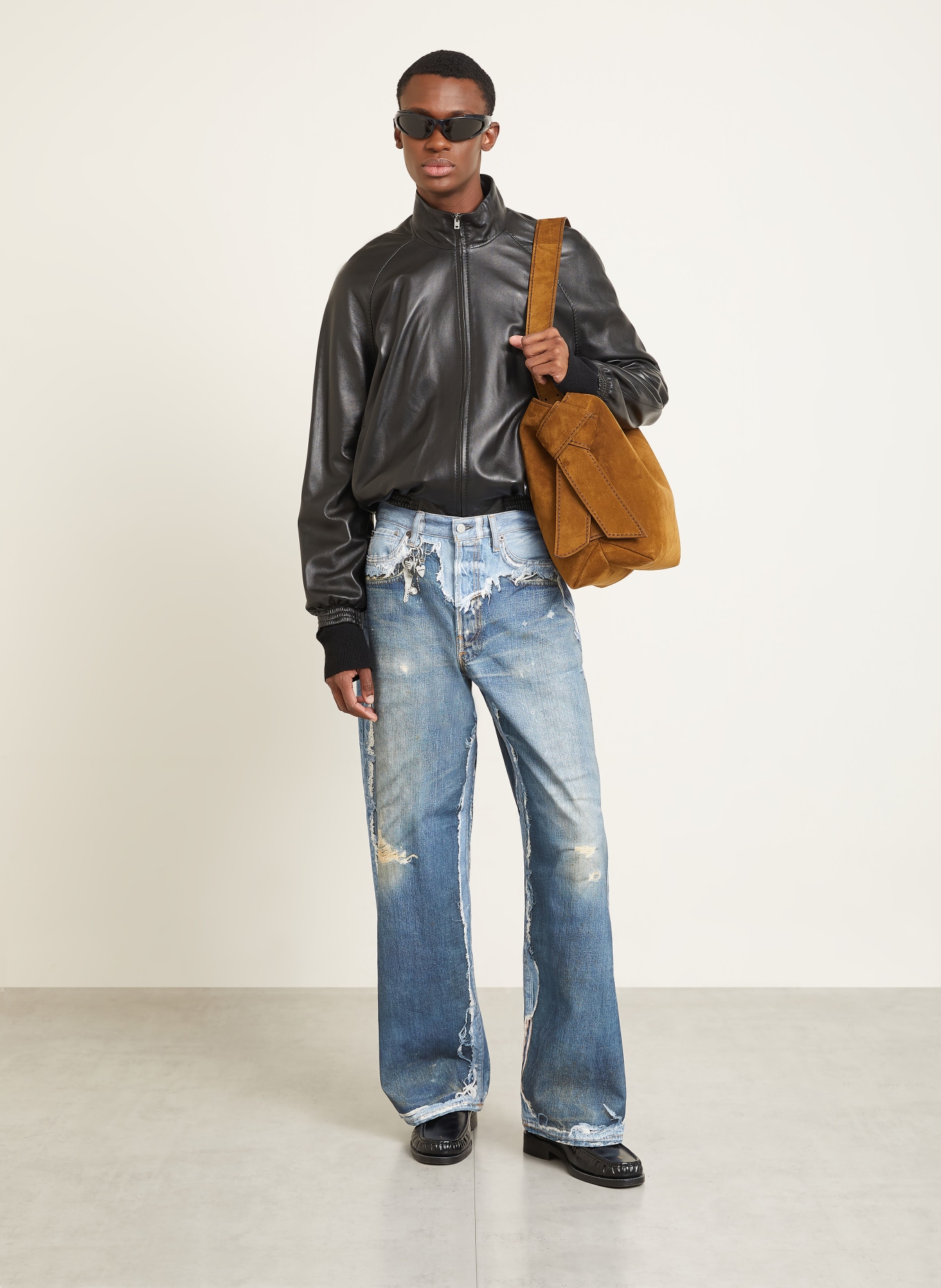 Acne Studios Destroyed Jeans Regular Fit: AUZ MID BLUE