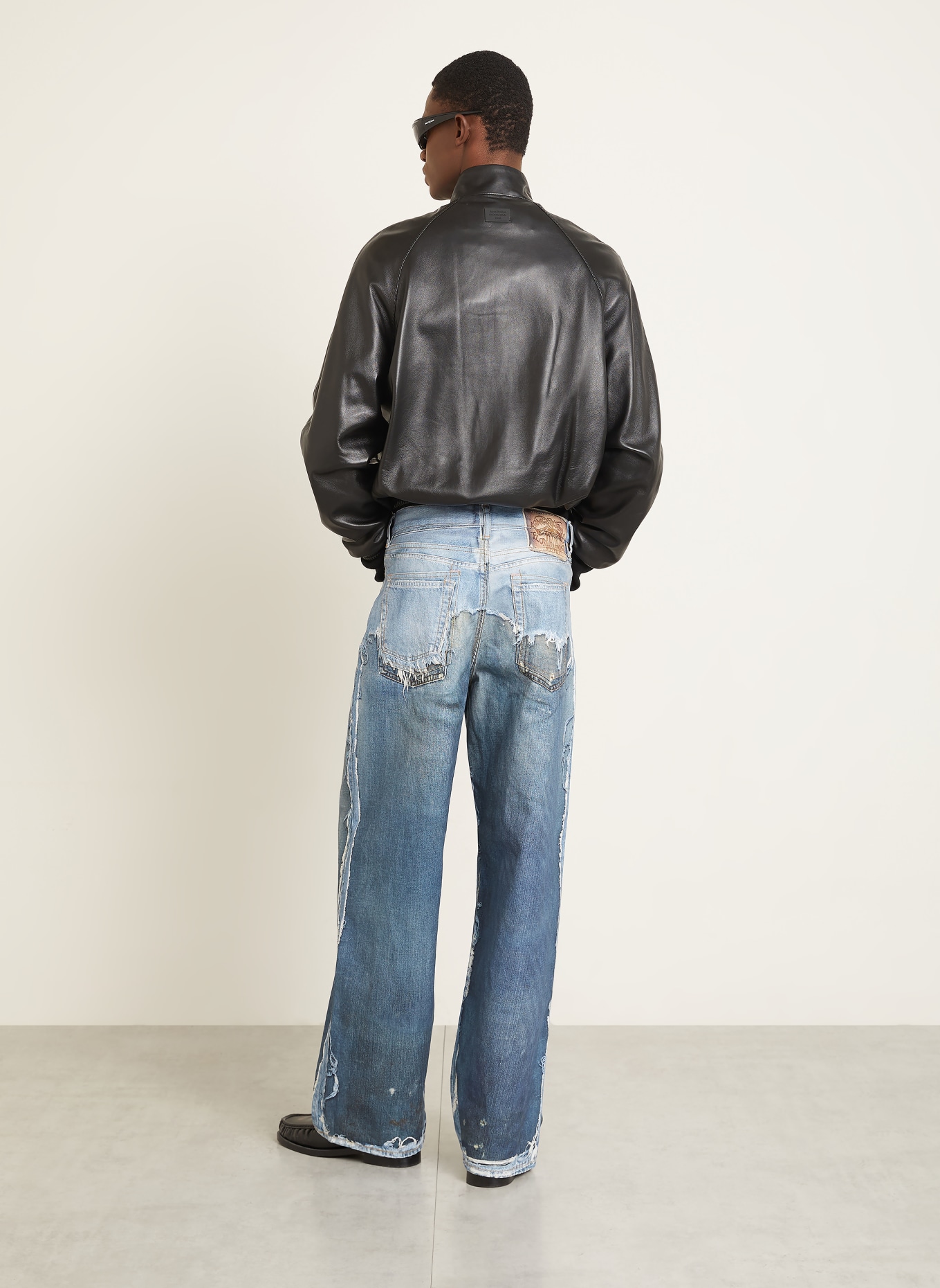 Acne Studios Destroyed Jeans Regular Fit: AUZ MID BLUE