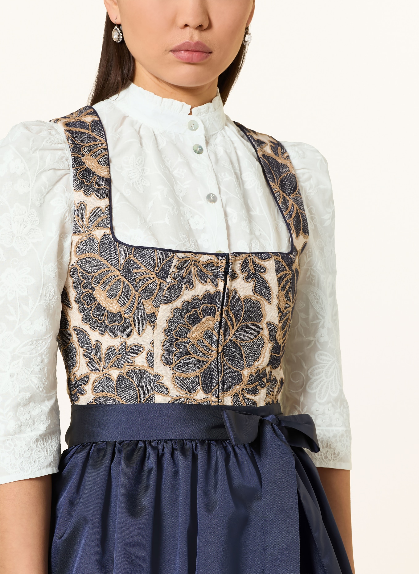 BERWIN & WOLFF Dirndl blouse with ruffles: WHITE