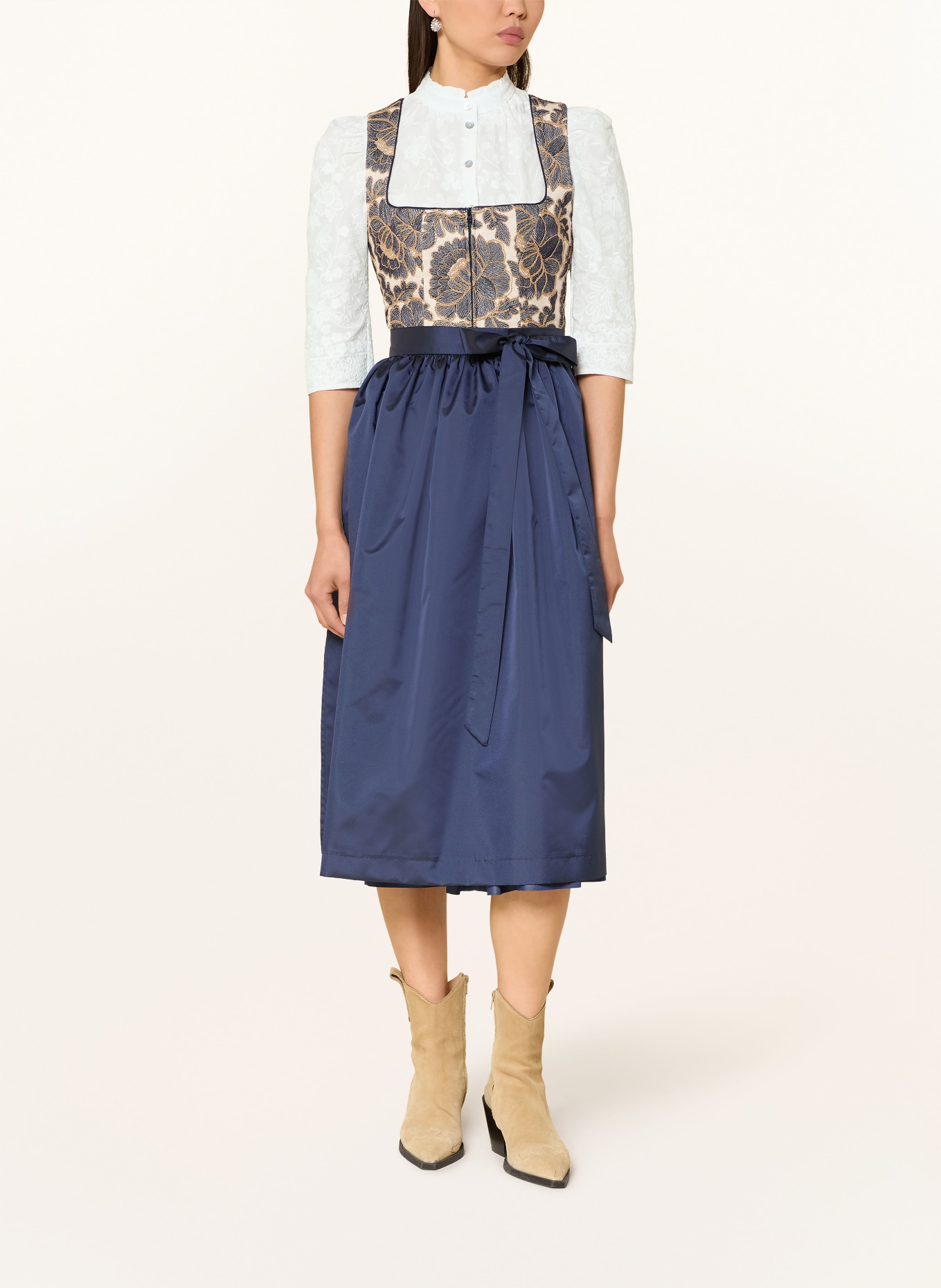 BERWIN & WOLFF Dirndl blouse with ruffles: WHITE