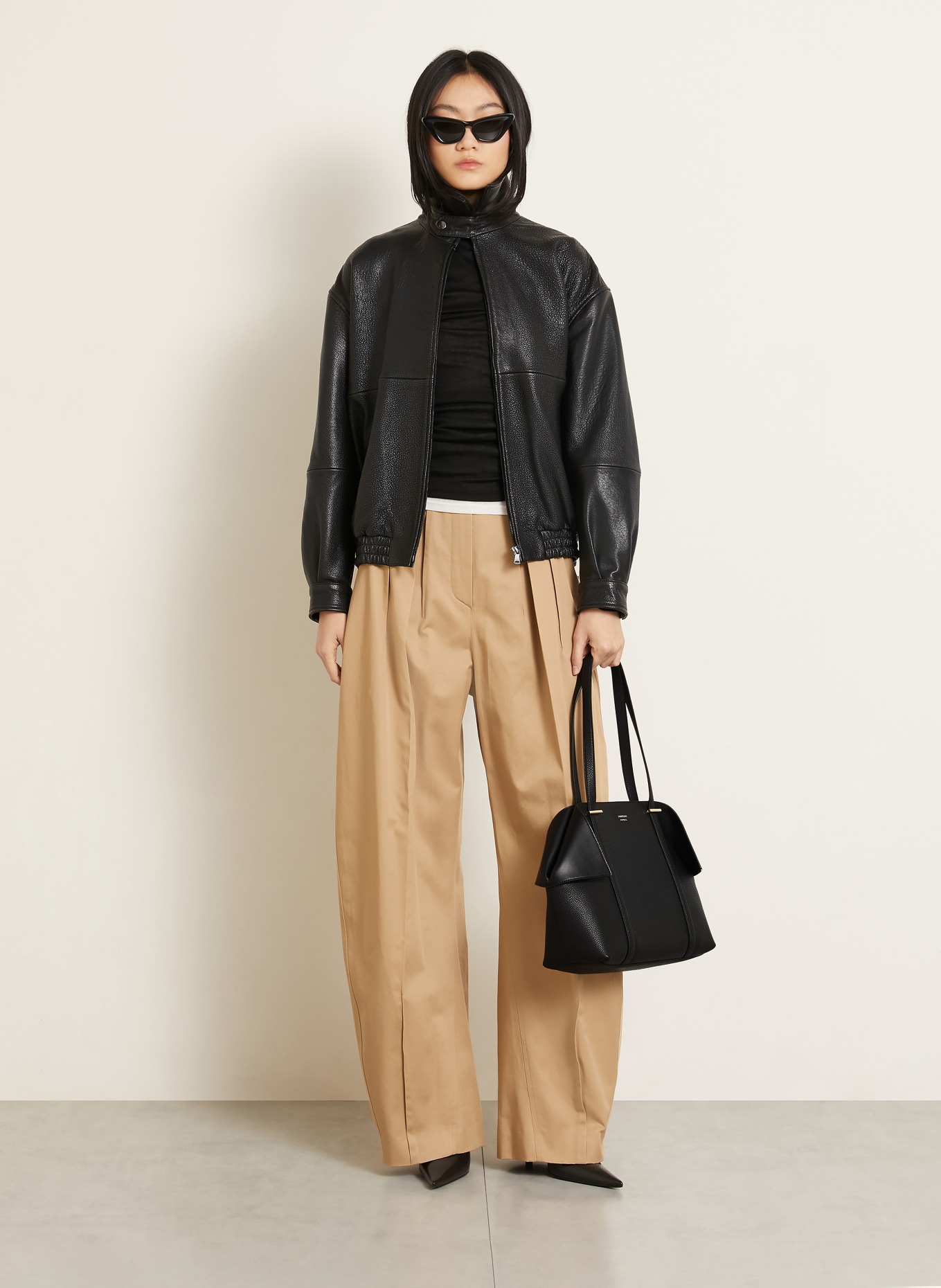 FERRAGAMO Shopper THE SCARF GRAINY: ZWART / ZILVER