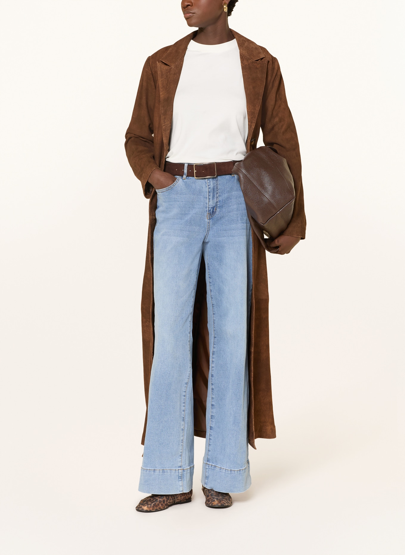 Buena Vista Wide Leg Jeans: 4810 light stone