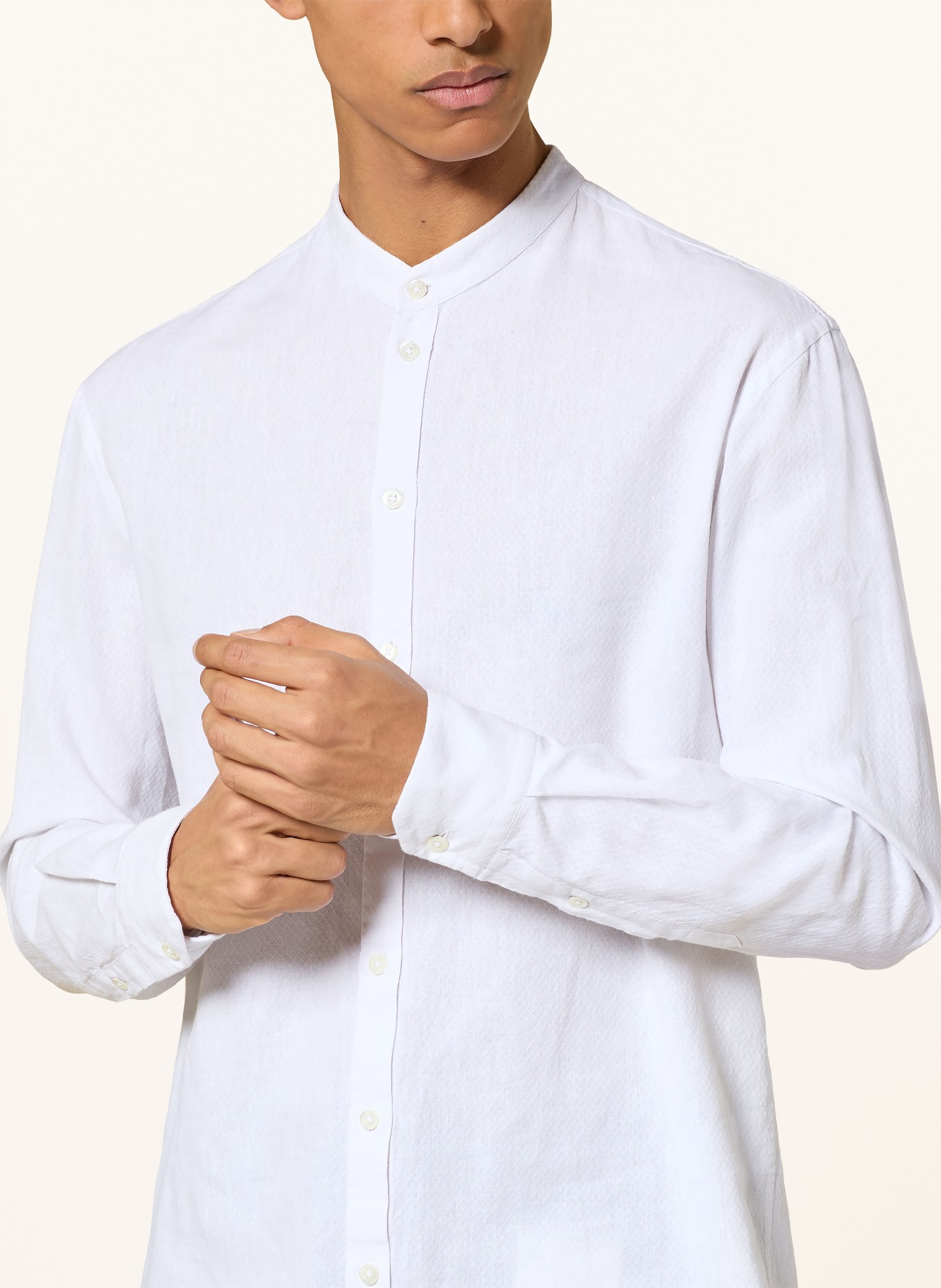 EMPORIO ARMANI Koszula GURU Comfort Fit z stójką i lnem: BIAŁY