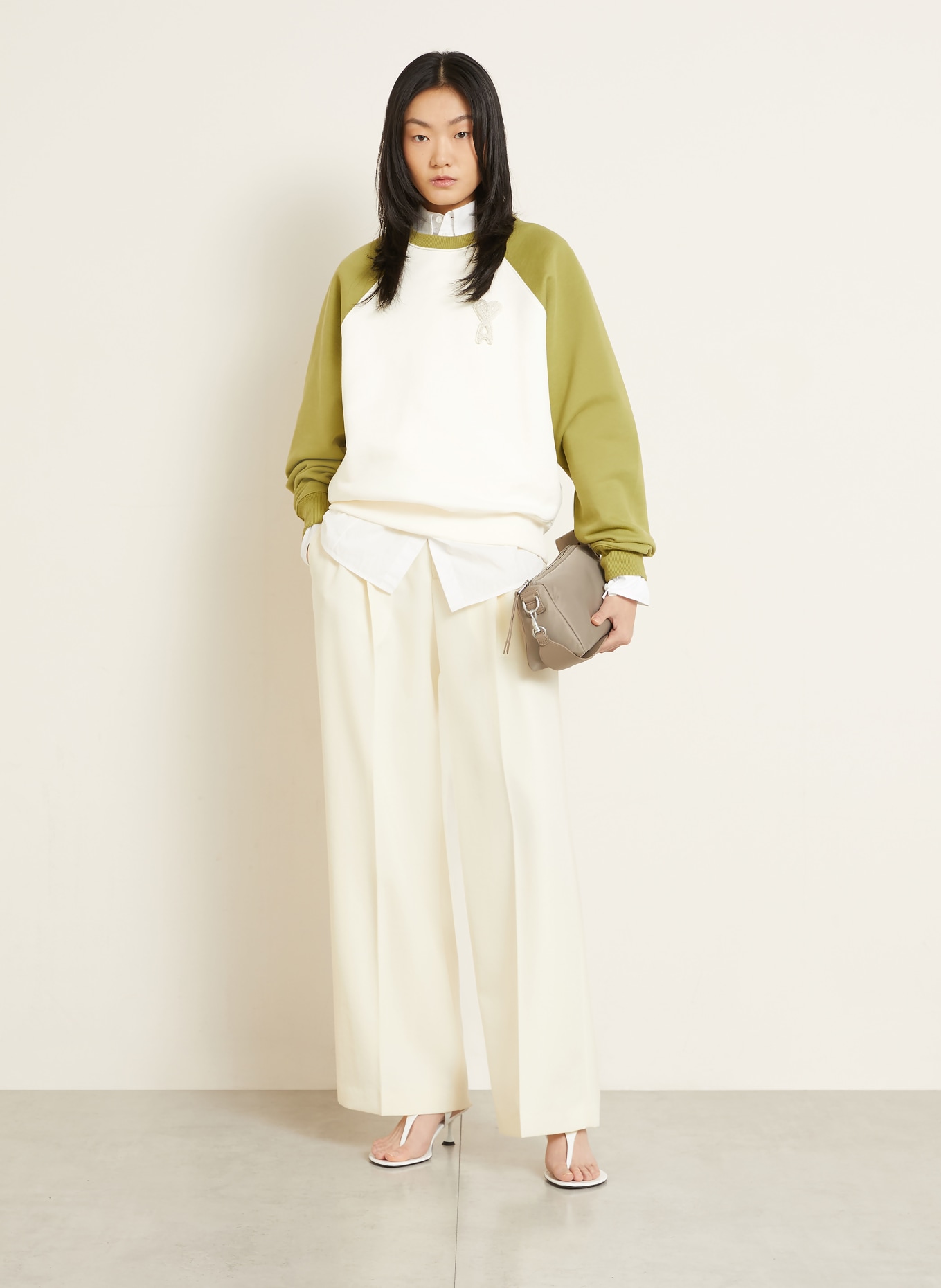 AMI PARIS Sweatshirt: CREME / OLIV