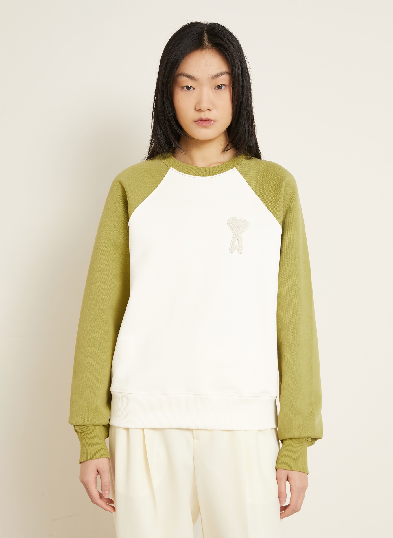 AMI PARIS Sweatshirt: CREME / OLIV