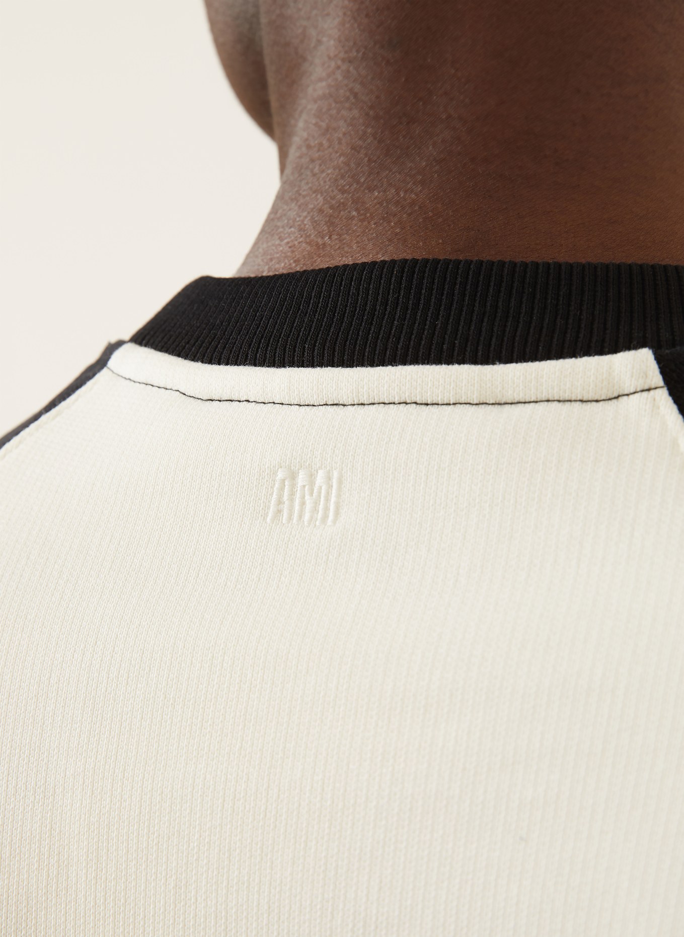 AMI PARIS Sweatshirt: WEISS / SCHWARZ