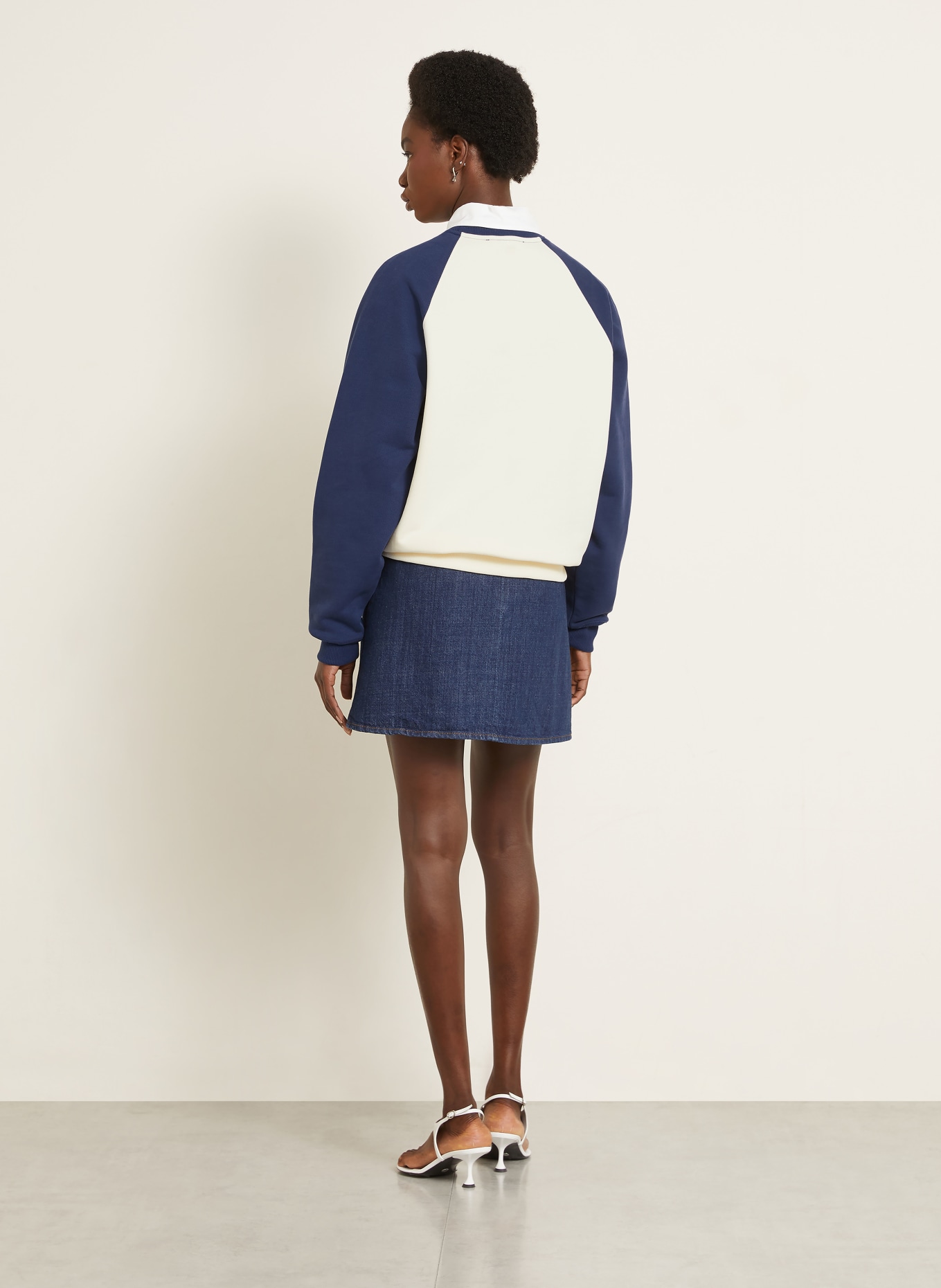 AMI PARIS sweat-shirt: CRÈME / BLEU FONCÉ