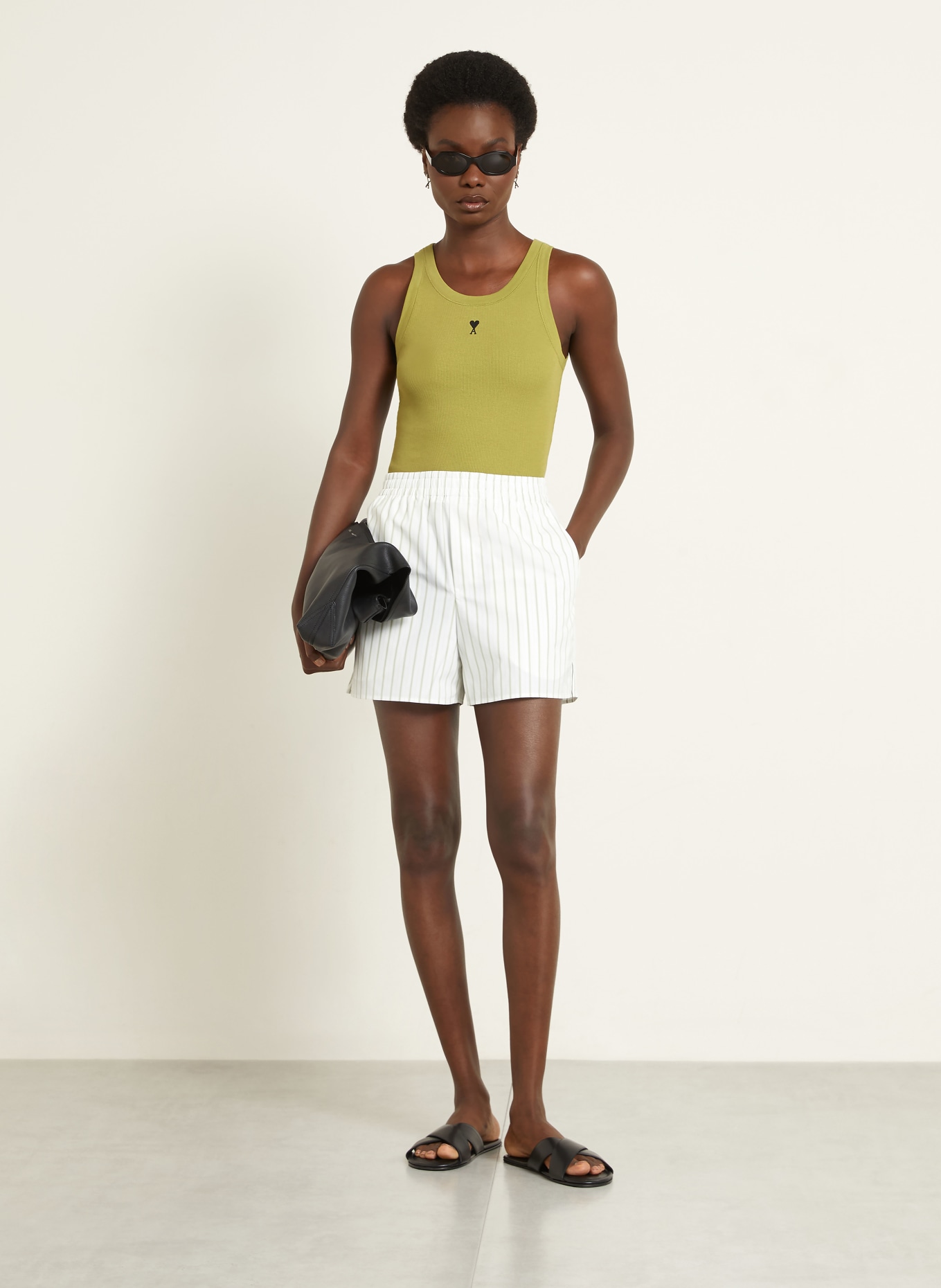 AMI PARIS Top: GRÜN