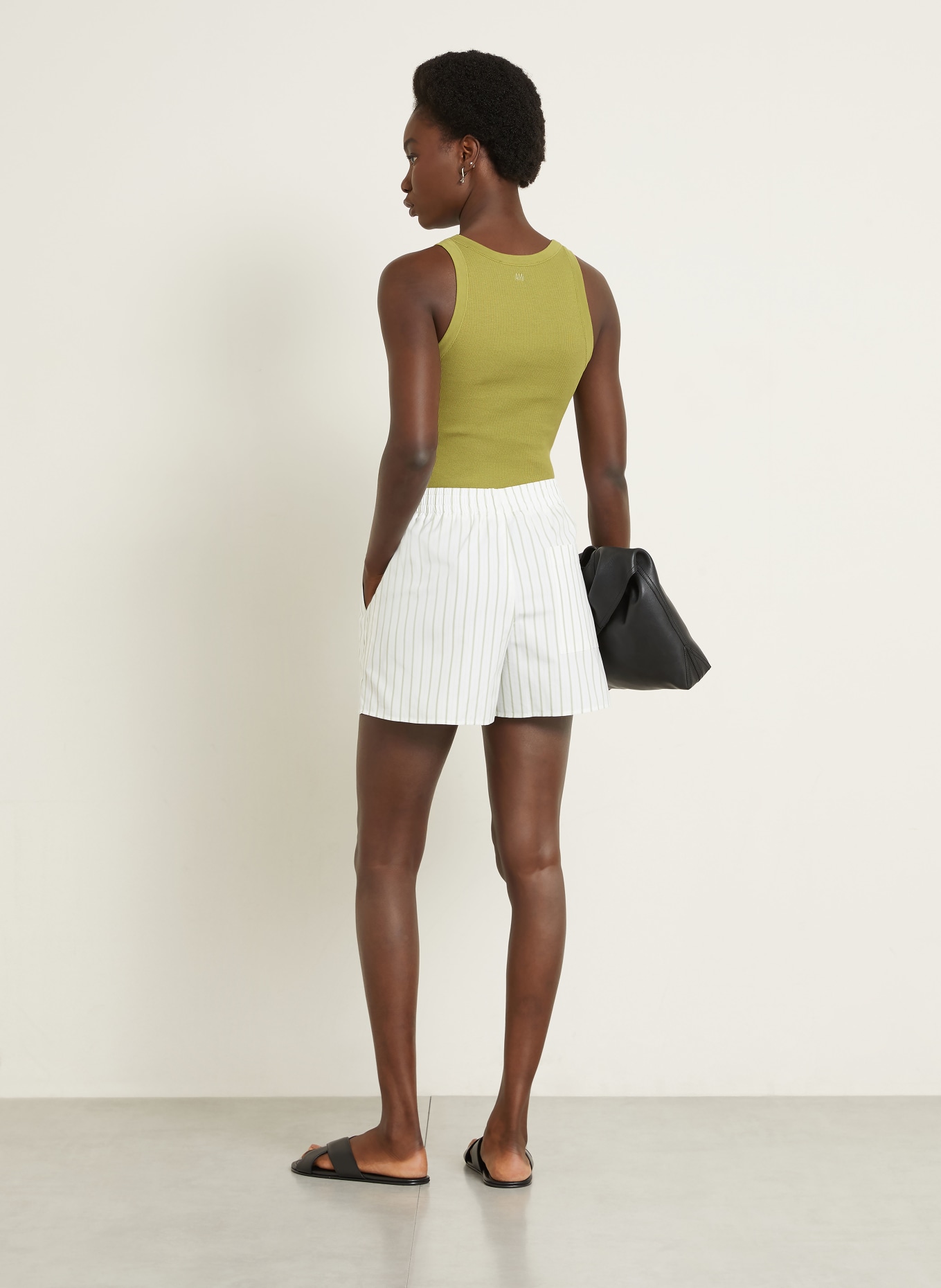 AMI PARIS Top: GRÜN