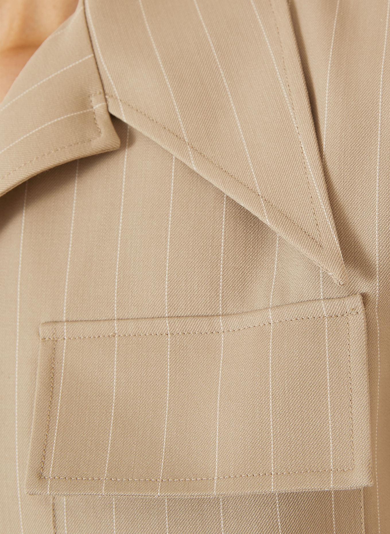 AMI PARIS Jurk: BEIGE / CRÈME