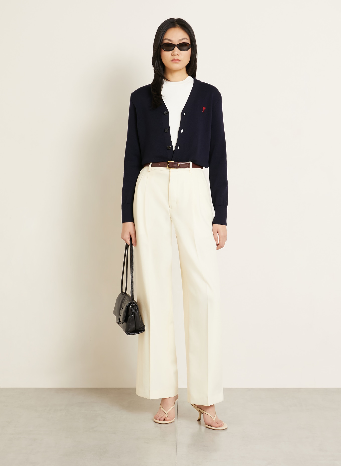 AMI PARIS Sweter z wełny merynosowej: GRANATOWY / CIEMNOCZERWONY