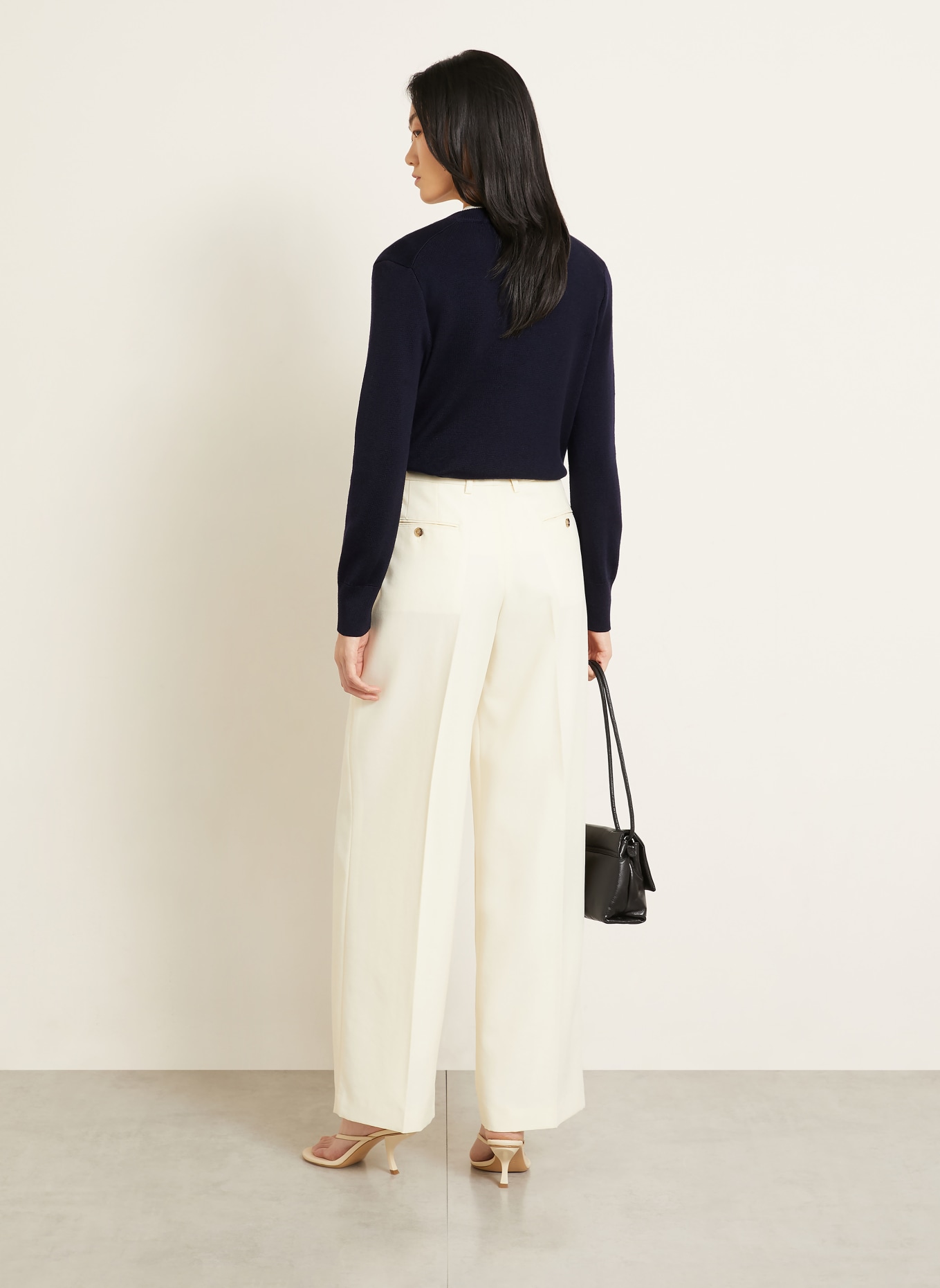 AMI PARIS Sweter z wełny merynosowej: GRANATOWY / CIEMNOCZERWONY