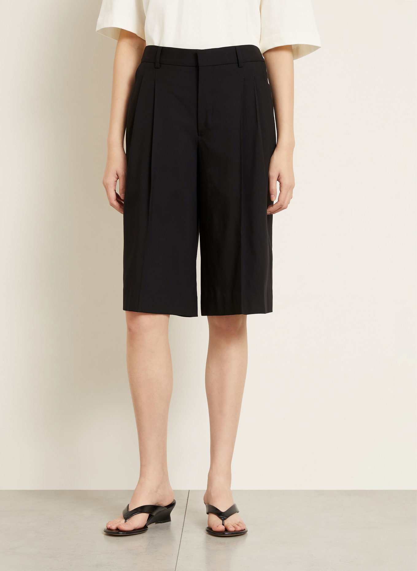 AMI PARIS Bermudas: SCHWARZ