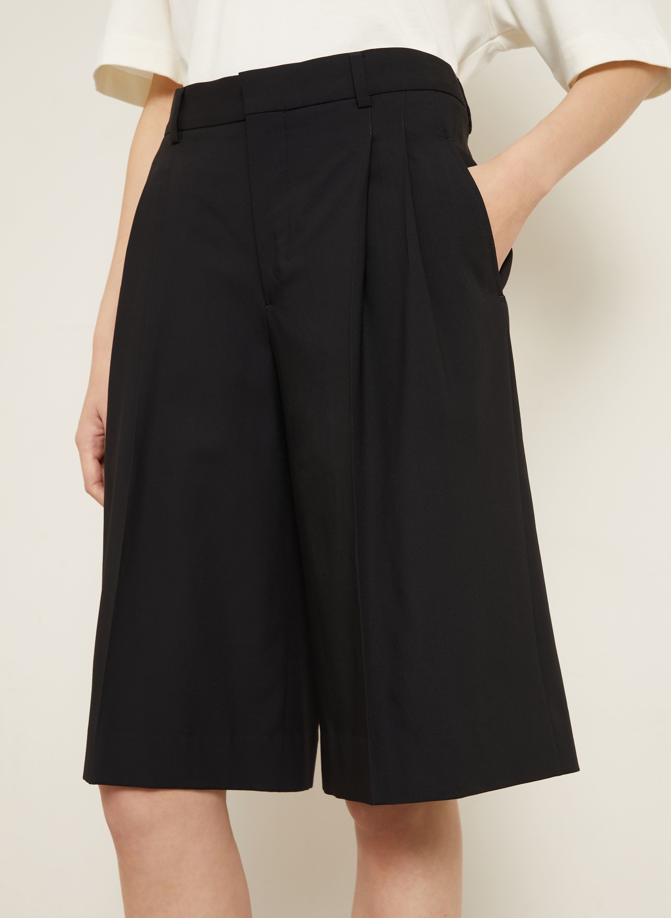 AMI PARIS Bermudas: SCHWARZ