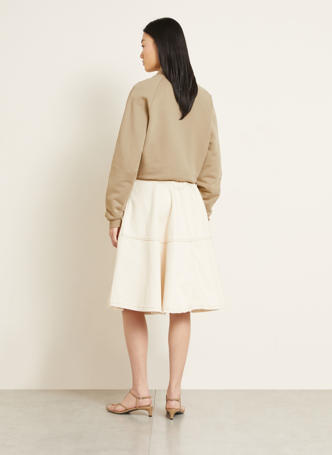 AMI PARIS Sweatshirt: BEIGE