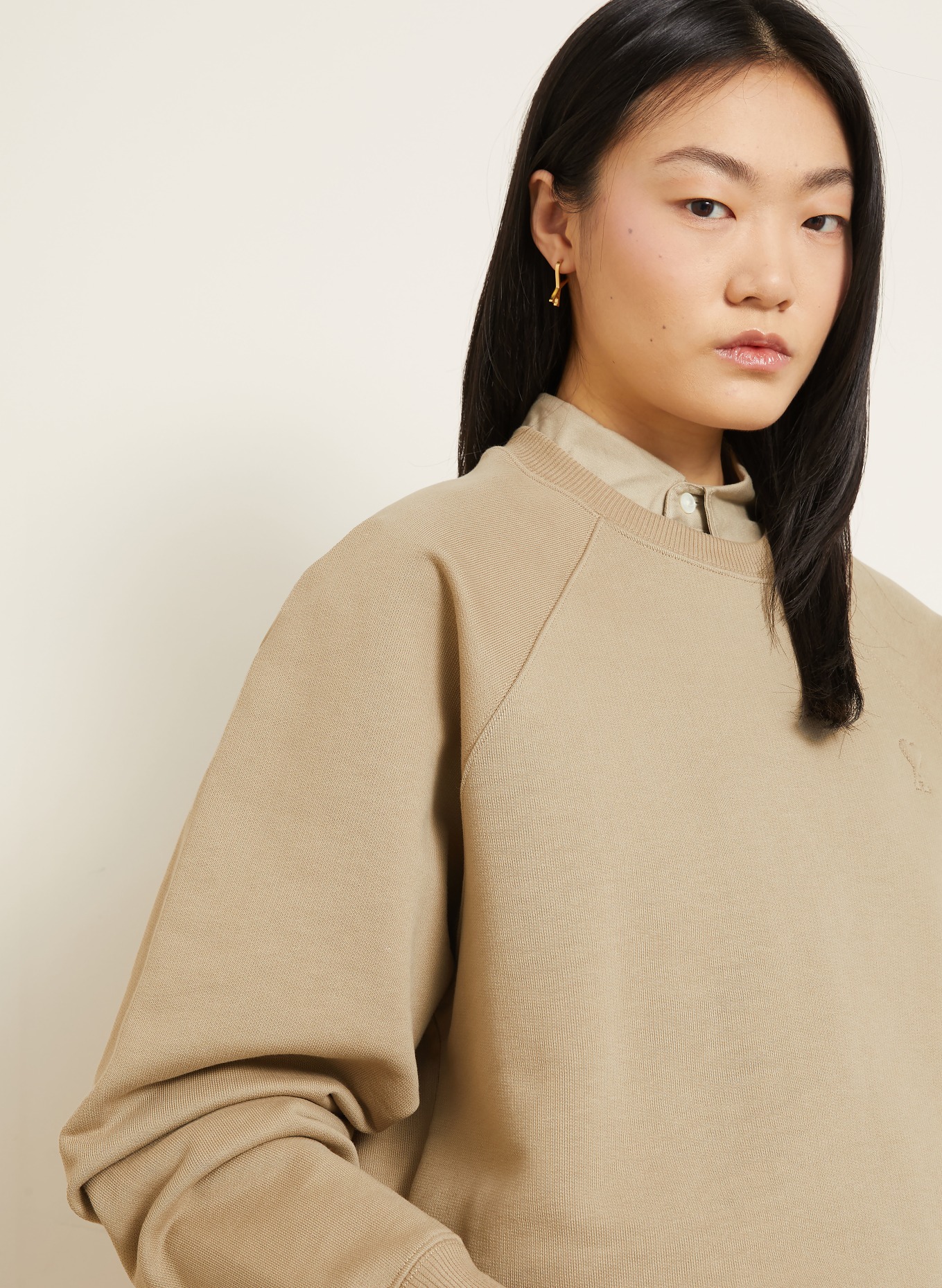 AMI PARIS Sweatshirt: BEIGE