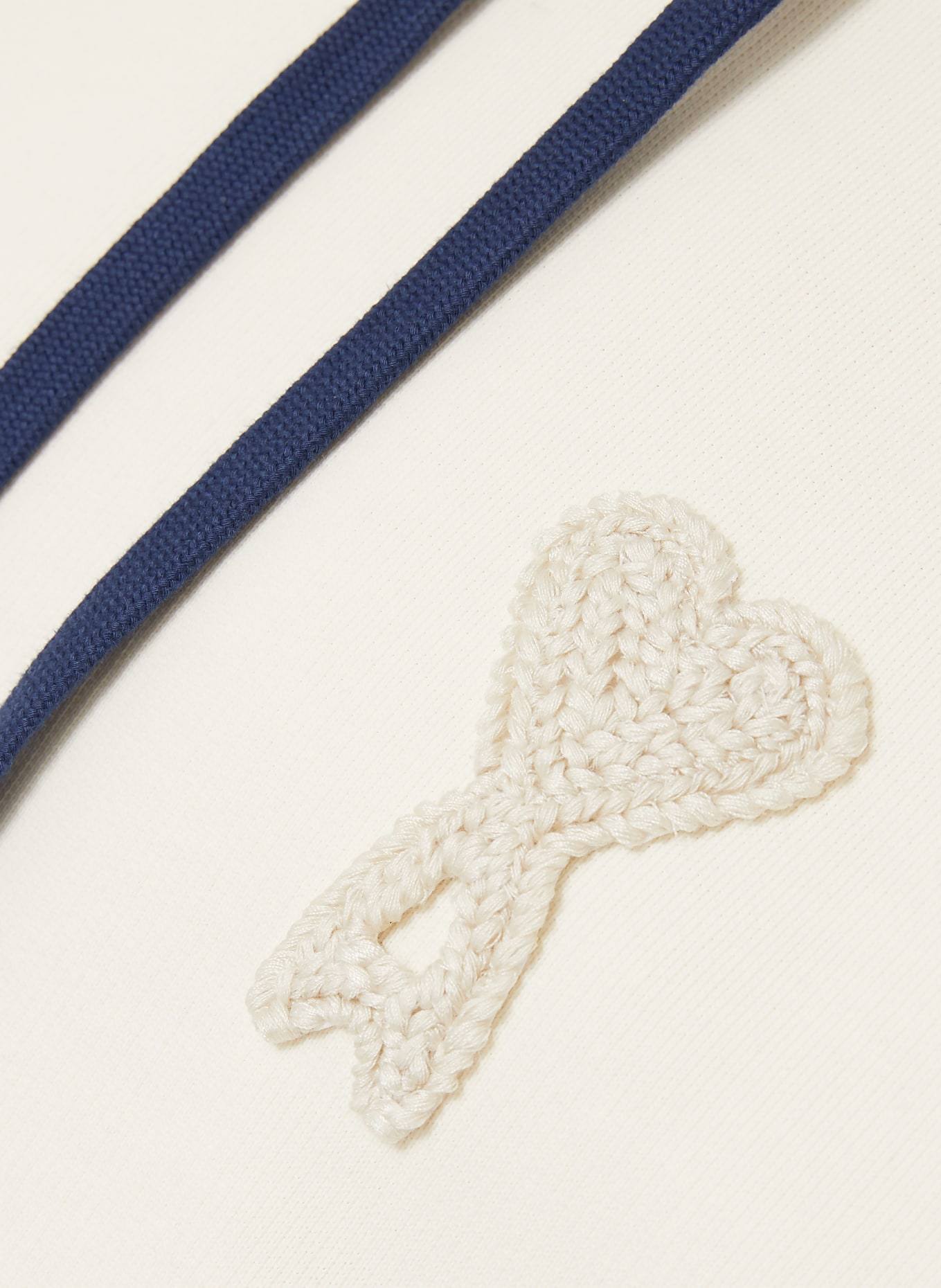 AMI PARIS Hoodie: CREME / DUNKELBLAU