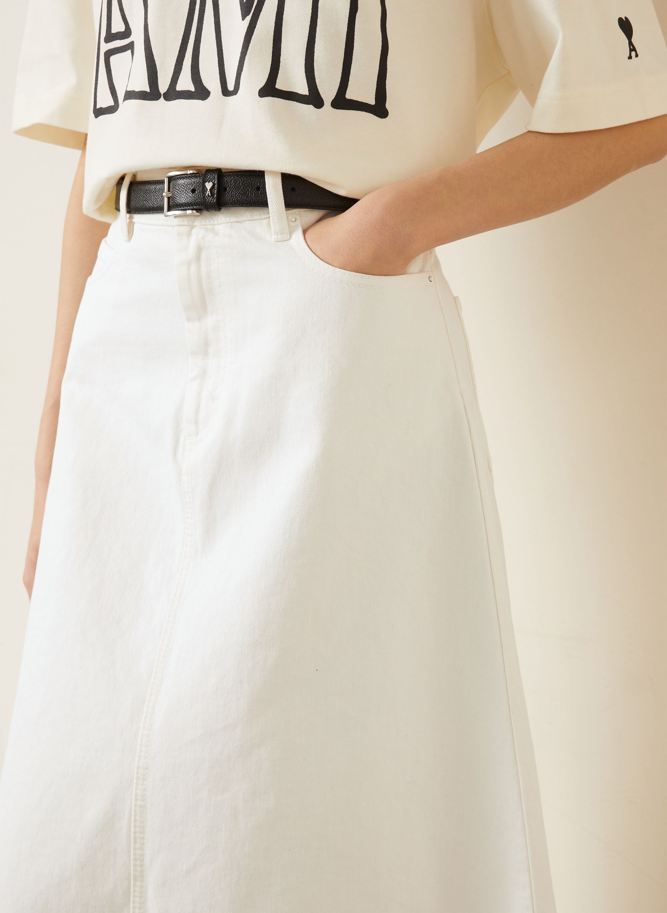 AMI PARIS Jeansrock: CREME