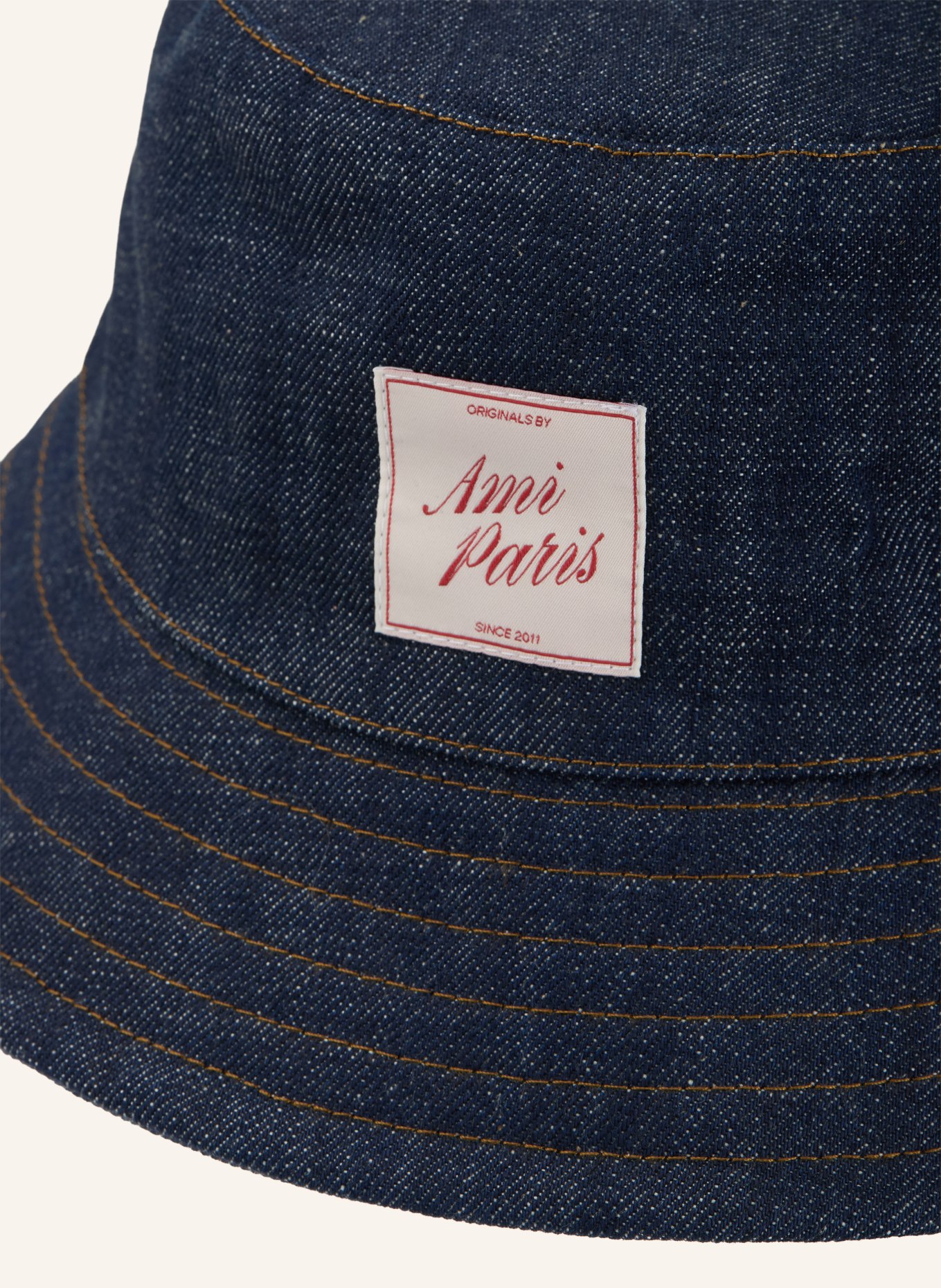 AMI PARIS Chapeau bob: BLEU FONCÉ