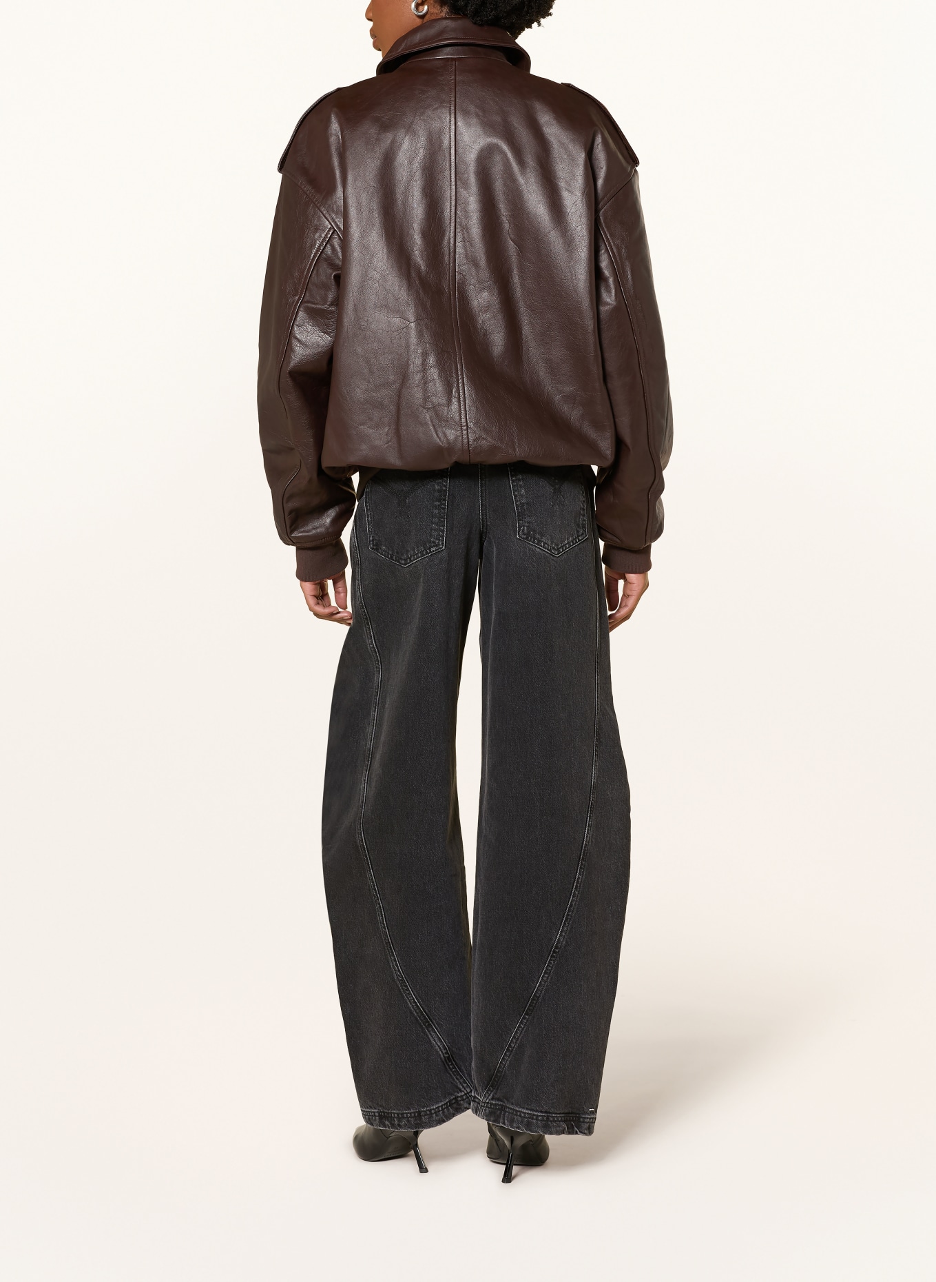 The Frankie Shop Veste en cuir VIPER: MARRON FONCÉ