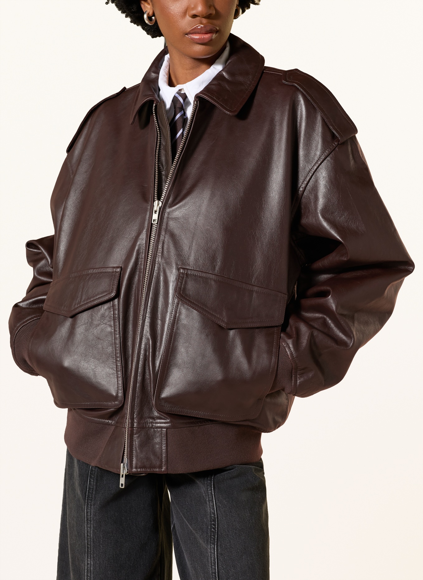 The Frankie Shop Veste en cuir VIPER: MARRON FONCÉ