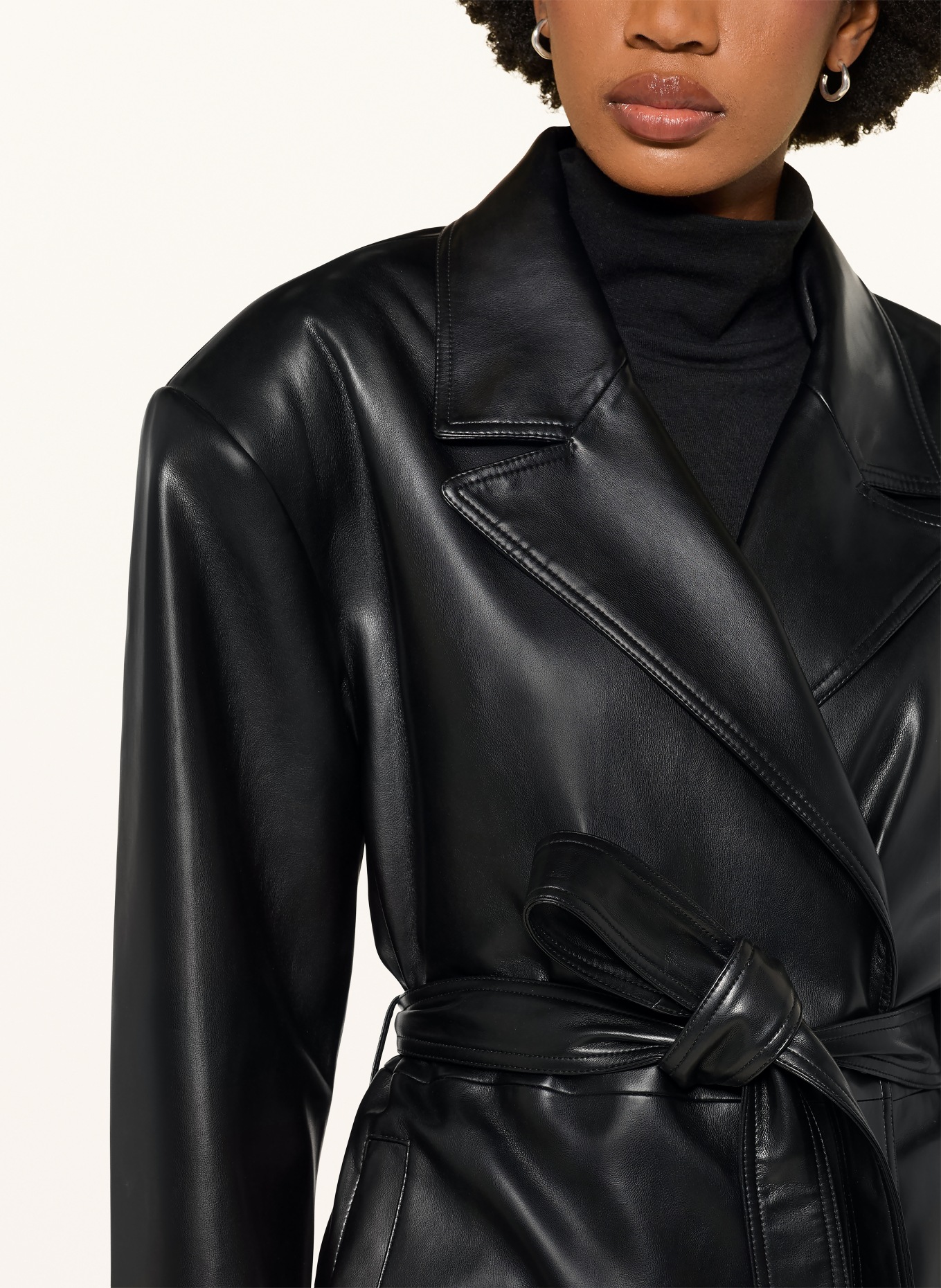 The Frankie Shop Trench-coat TINA aspect cuir: NOIR