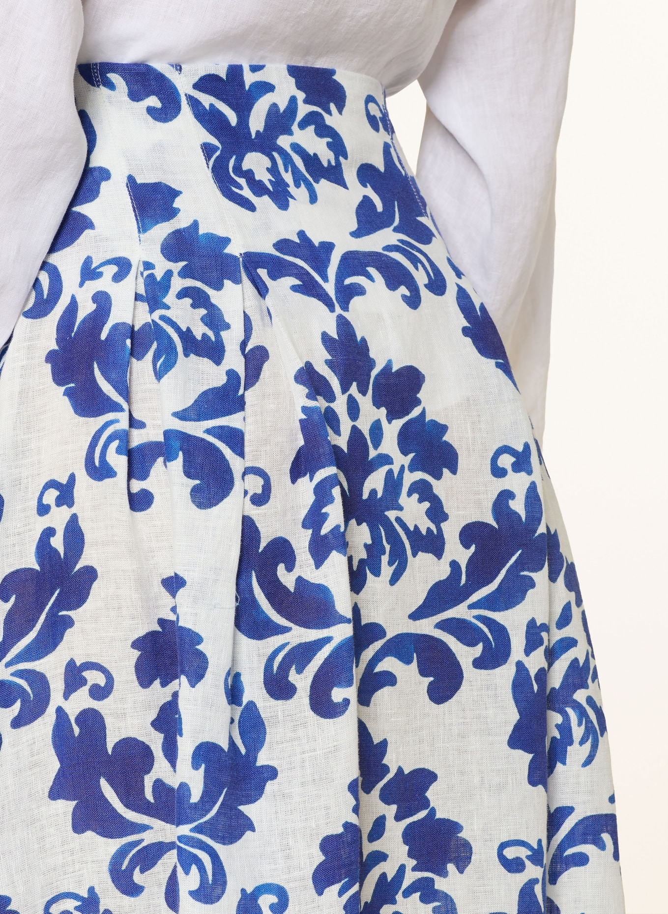 ROBERT FRIEDMAN Leinenrock: BLAU / WEISS