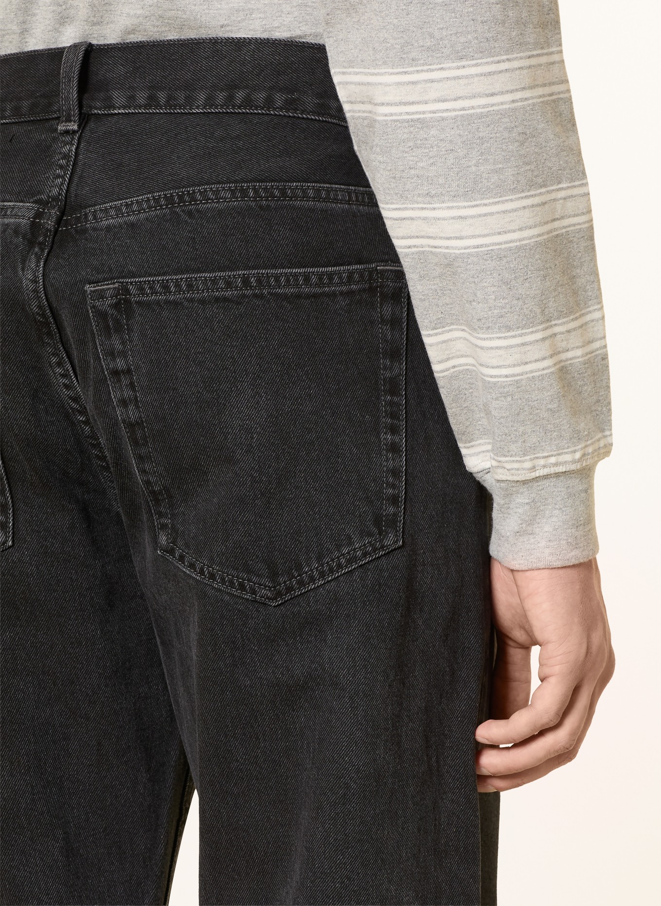 ARKET Jeans met normale pasvorm: 031 Black Dark