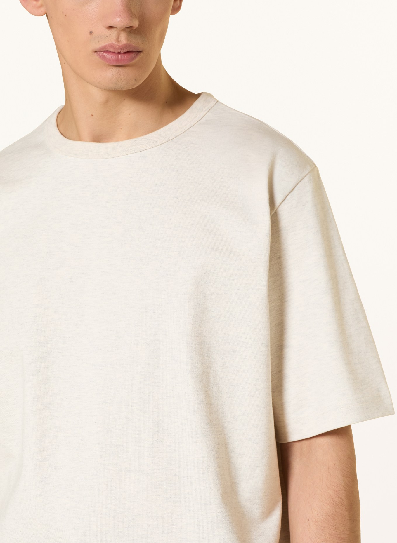 ARKET T-shirt: CREAM