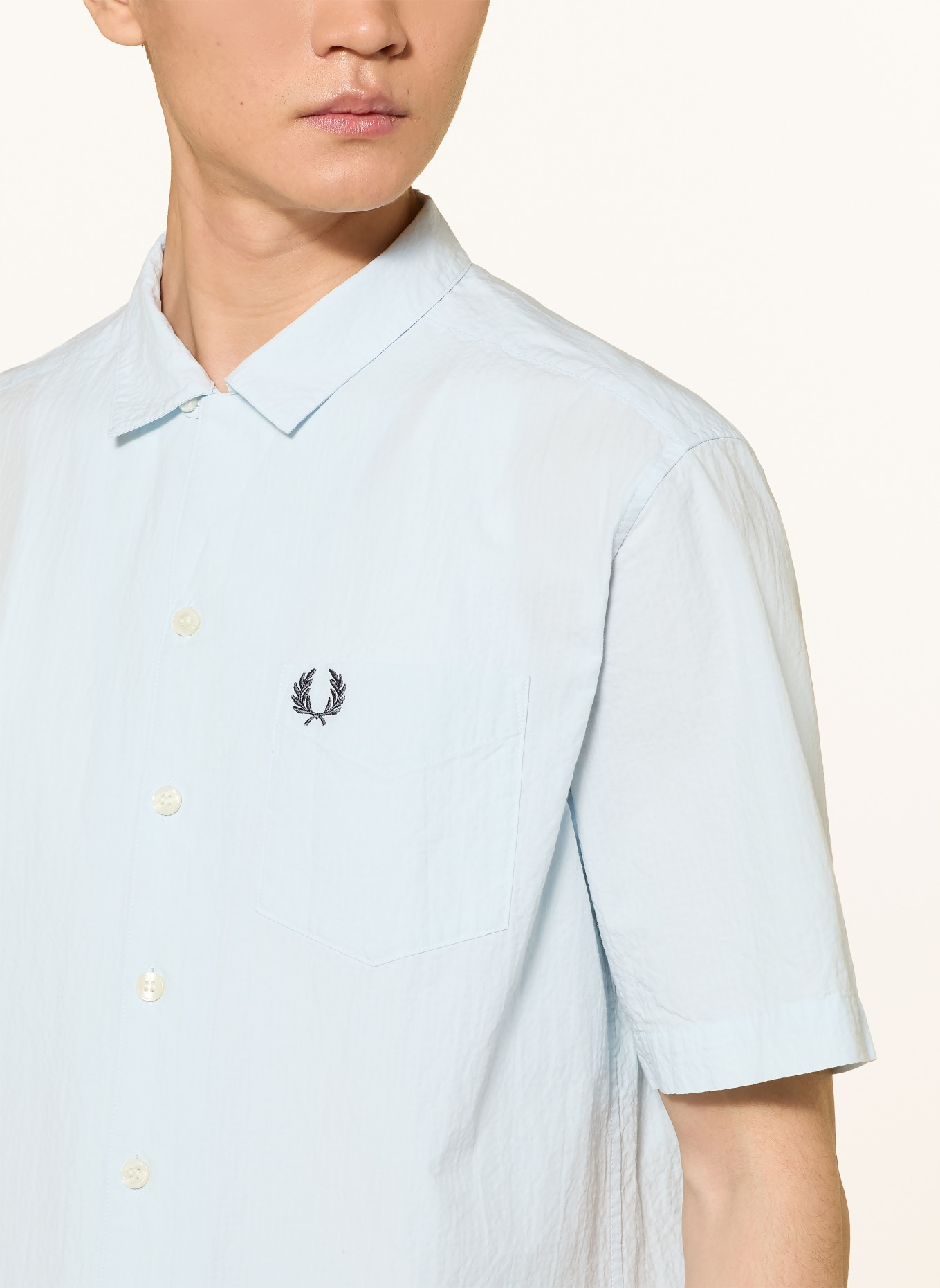 FRED PERRY Resortová košile Comfort Fit: TMAVĚ MODRÁ / TMAVĚ MODRÁ