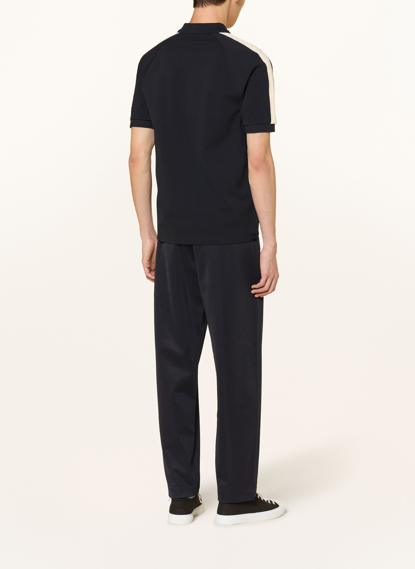 FRED PERRY Polo piqué: BLEU FONCÉ / BLANC