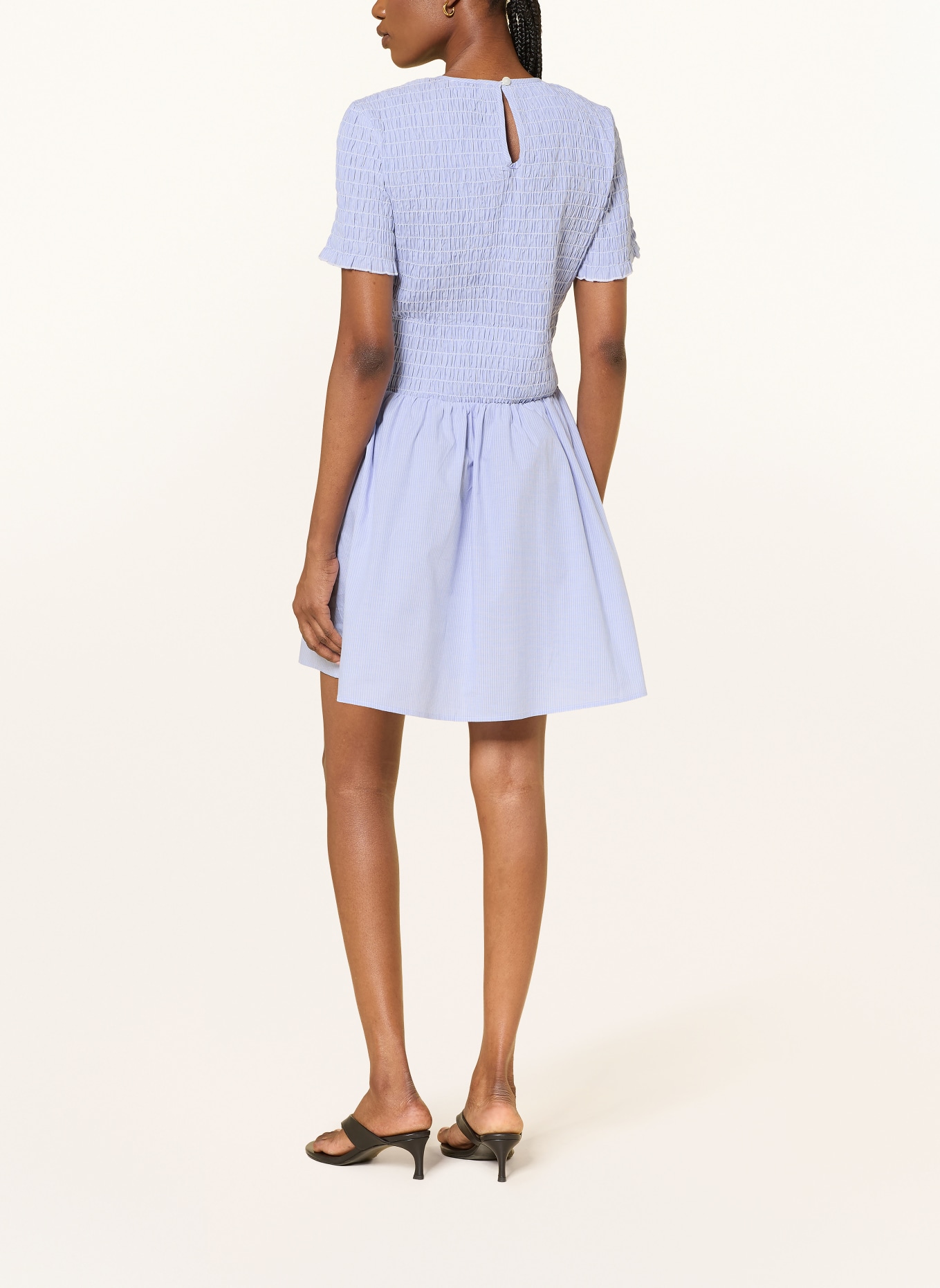 BAUM UND PFERDGARTEN Jurk ASSANDRA: LICHTBLAUW / WIT