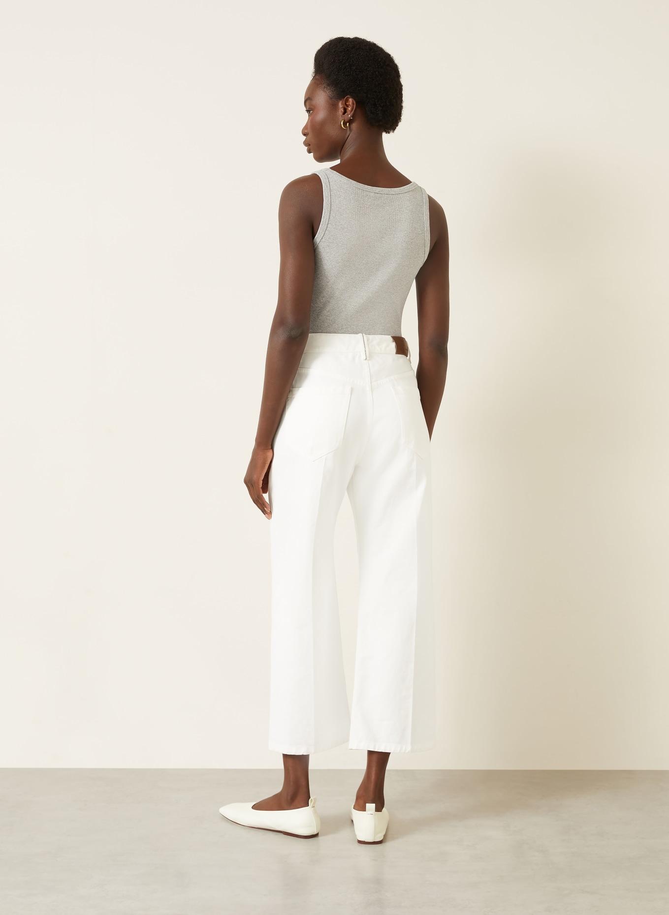 IRIS von ARNIM Top NIVA: ŠEDÁ