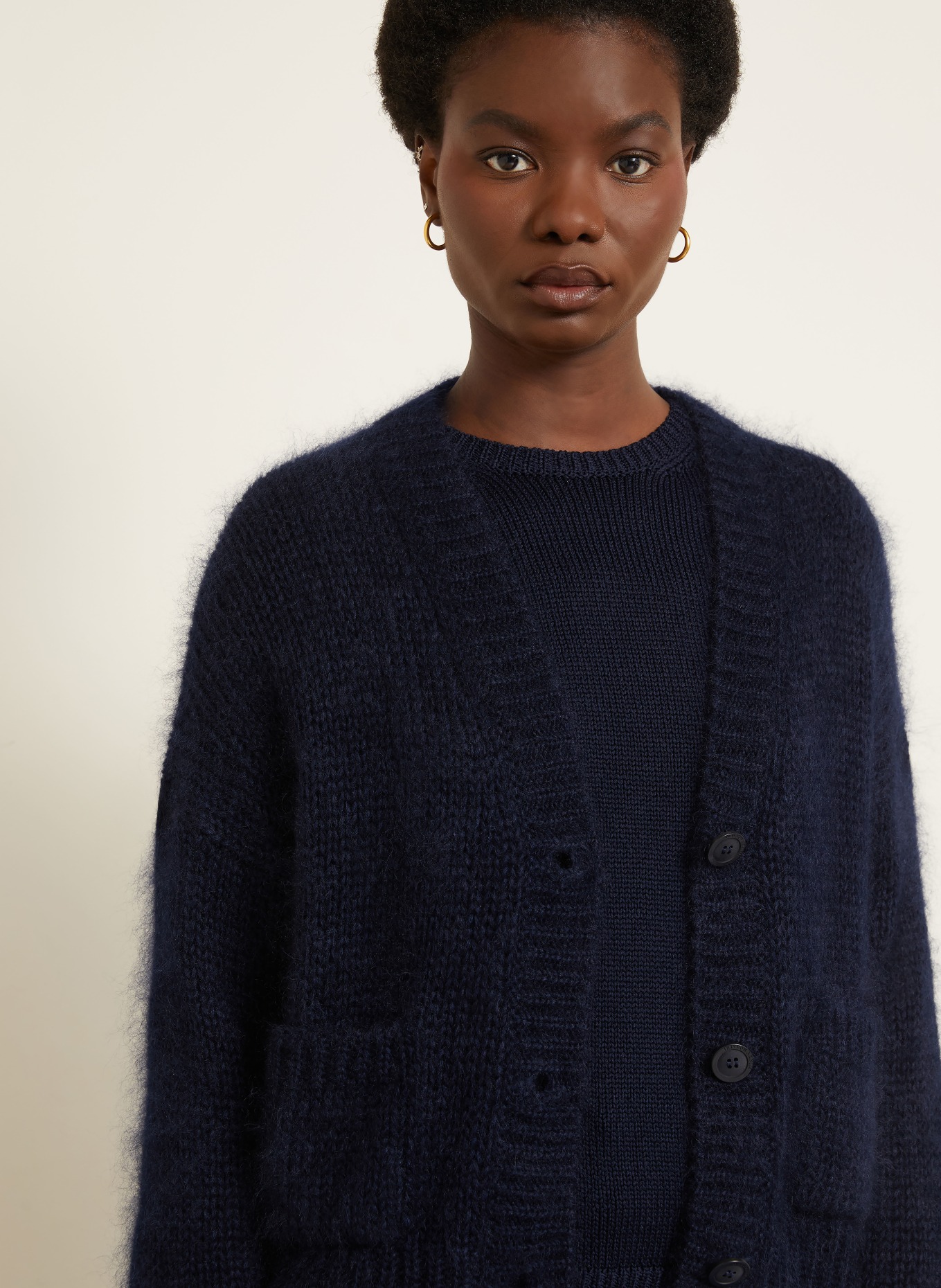 IRIS von ARNIM Cardigan LIMONE en mohair et soie: BLEU FONCÉ