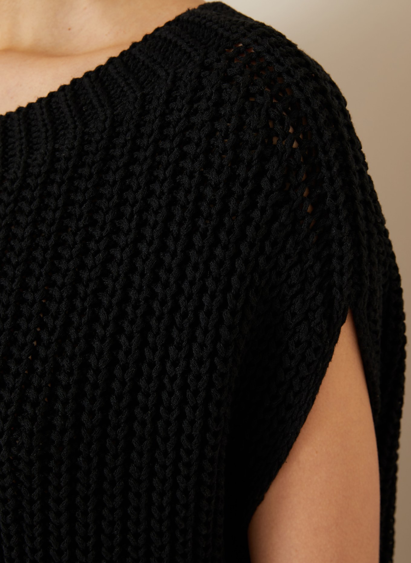 IRIS von ARNIM Gebreid shirt AVELIN met linnen en zijde: ZWART