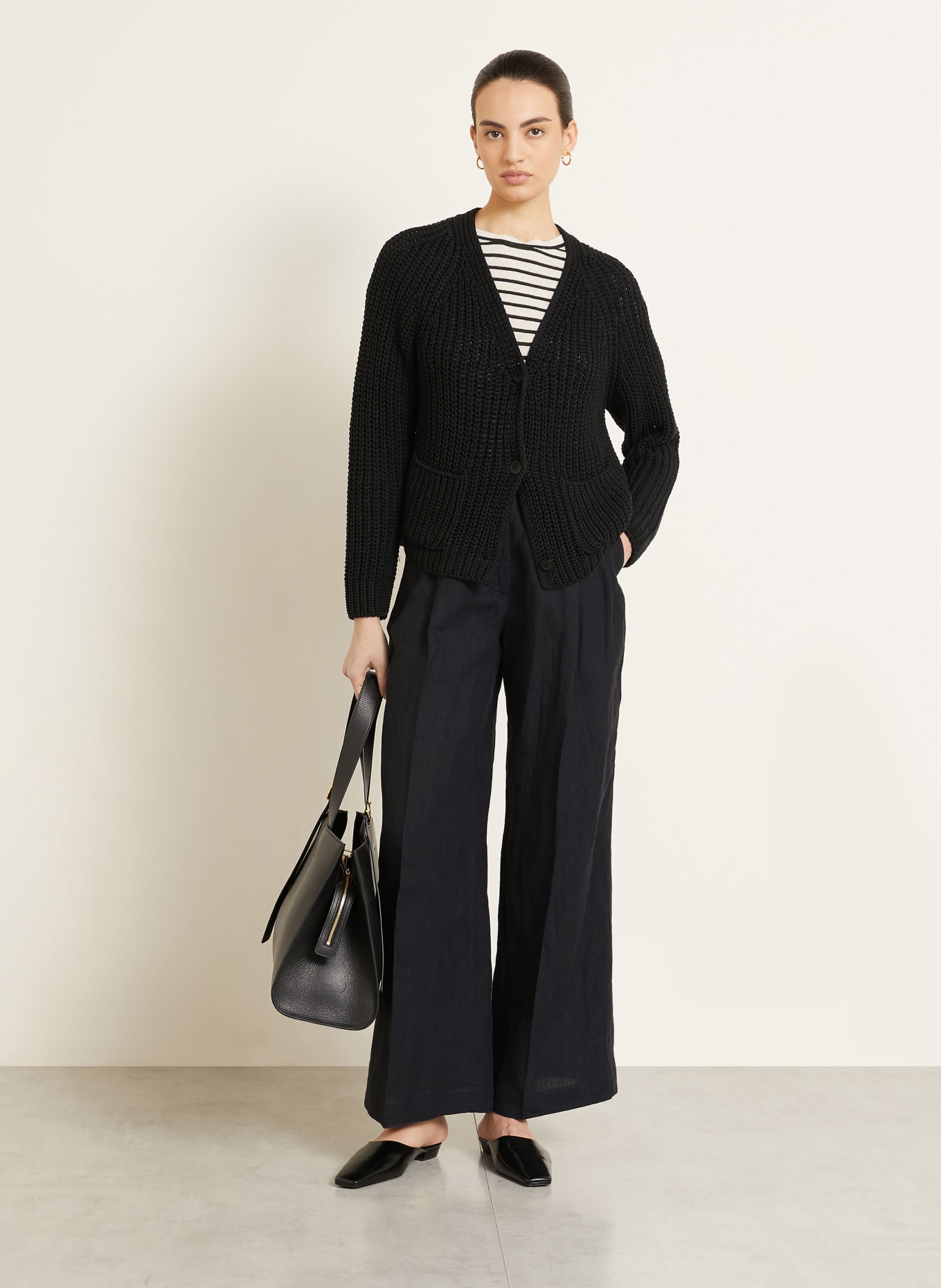 IRIS von ARNIM Vest ALIVA met zijde en linnen: ZWART