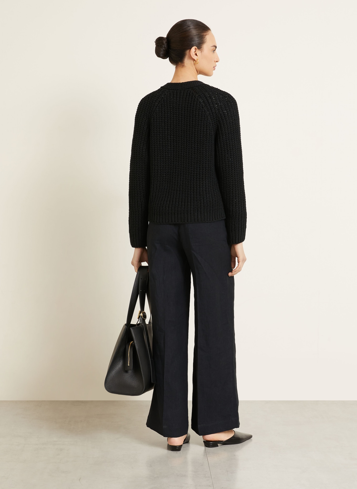 IRIS von ARNIM Vest ALIVA met zijde en linnen: ZWART