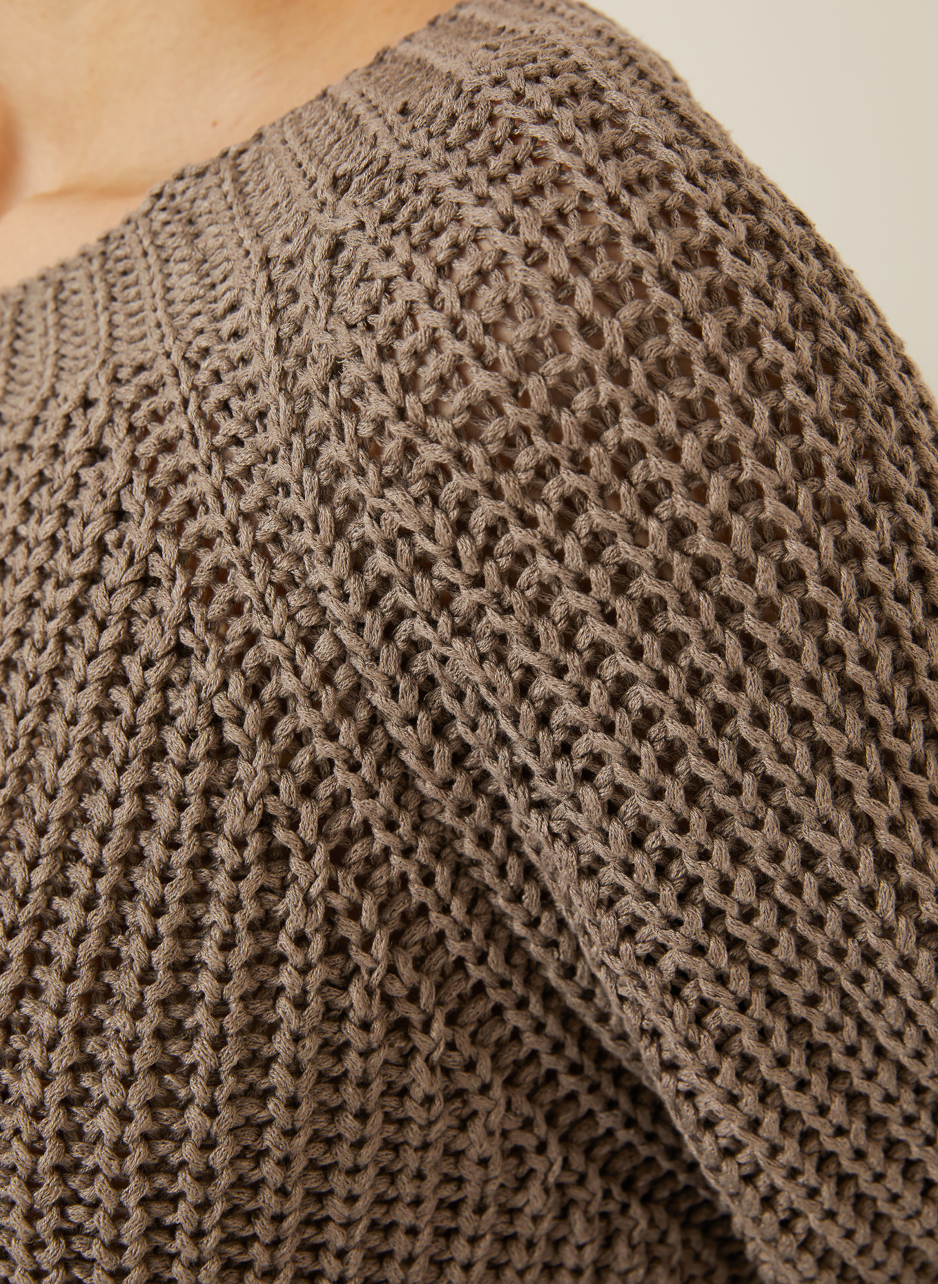 IRIS von ARNIM Trui ANIVA met zijde en linnen: TAUPE