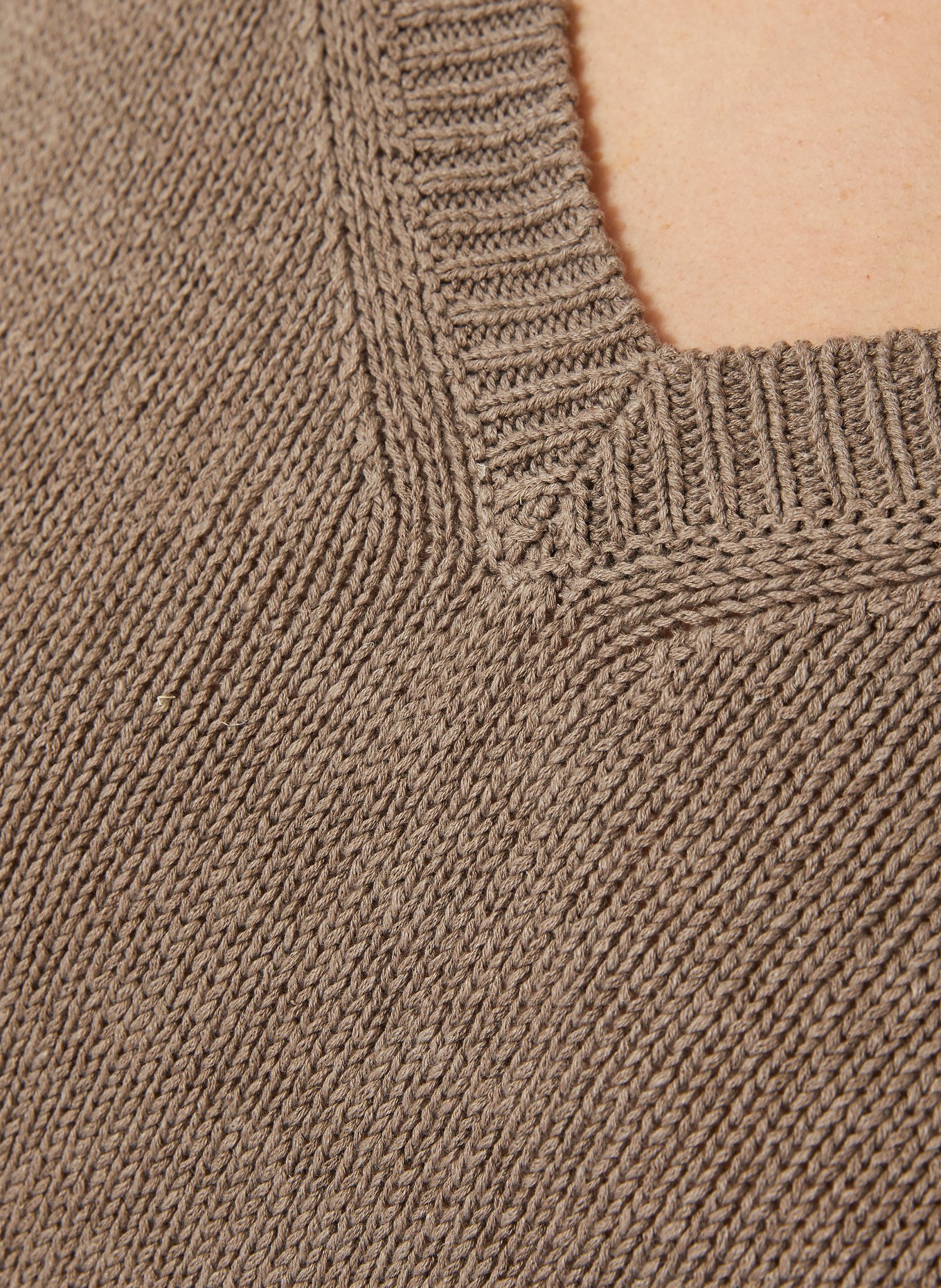 IRIS von ARNIM Trui DIONA met zijde en linnen: TAUPE