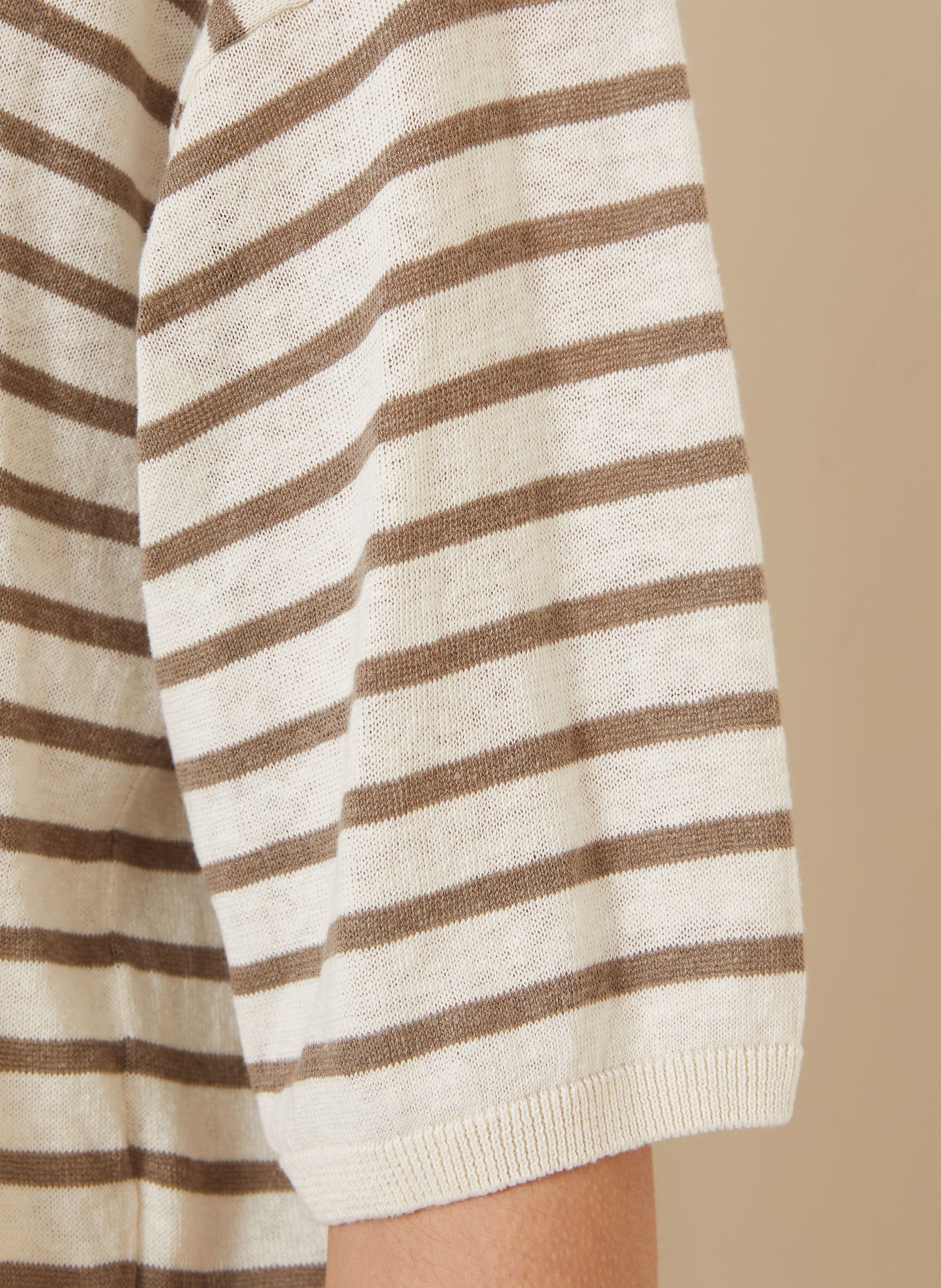 IRIS von ARNIM Gebreid shirt EMINA met zijde en linnen: CRÈME / TAUPE