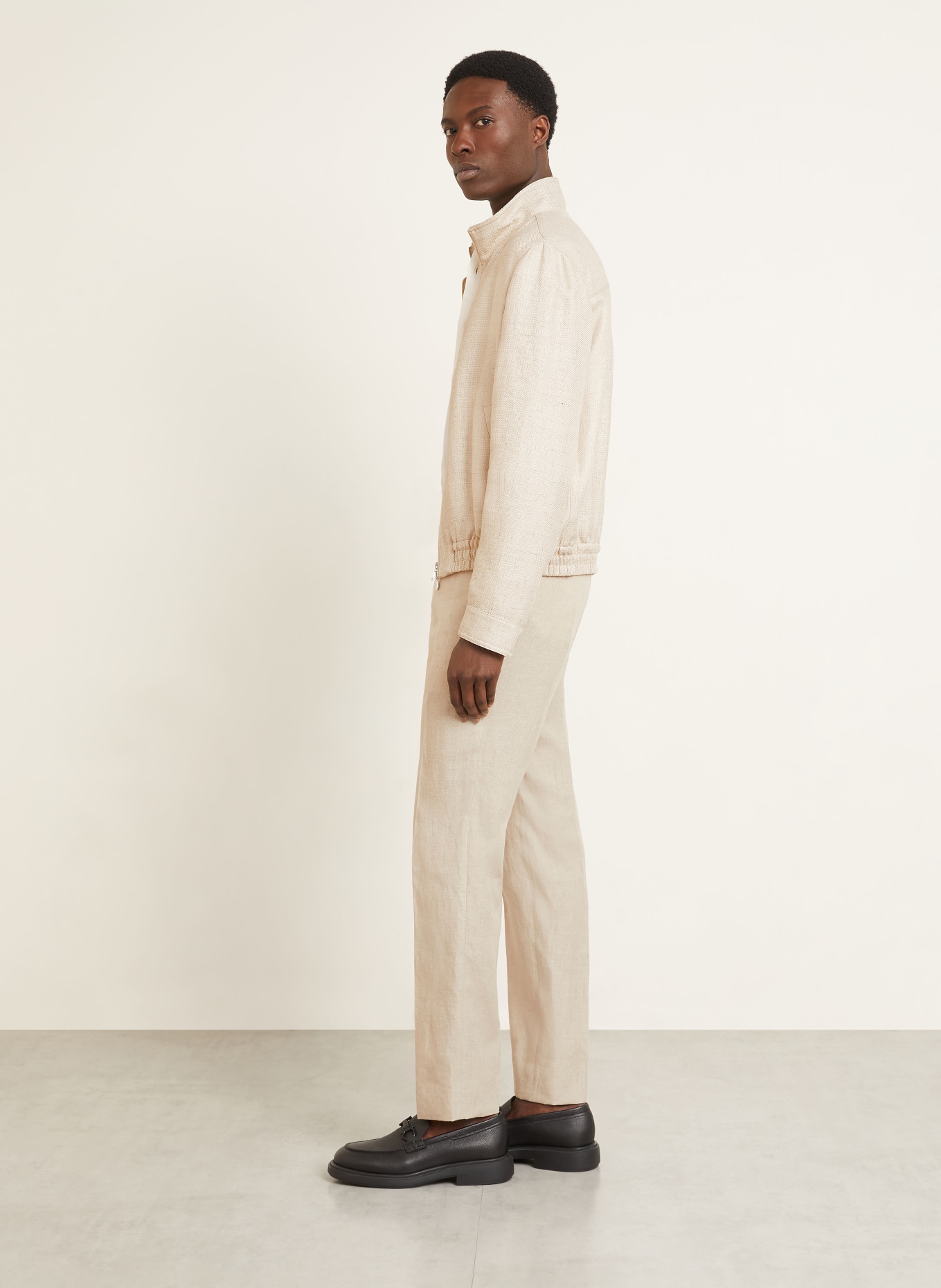 Brioni Linnen broek Regular Fit: BEIGE