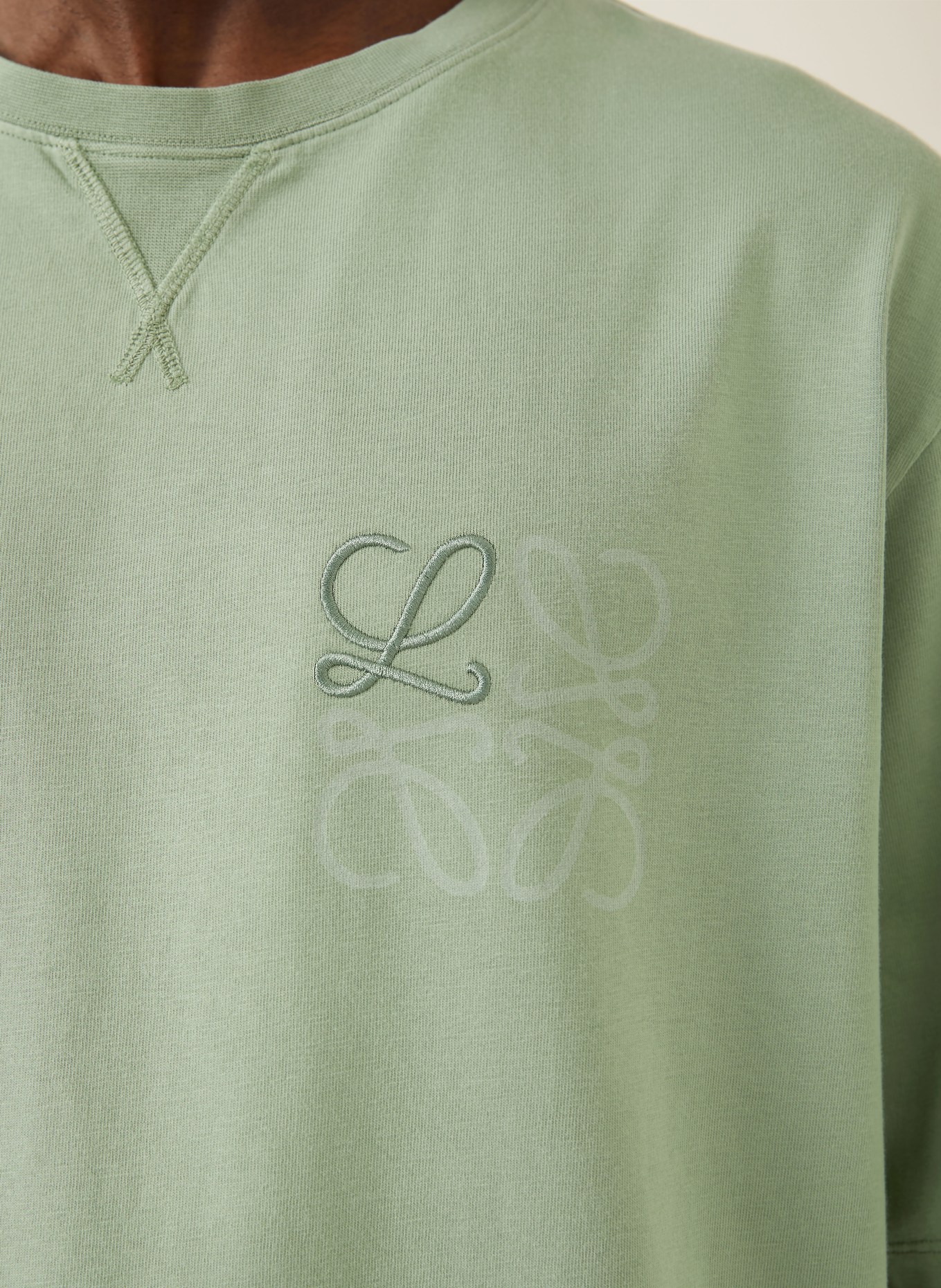 LOEWE T-shirt: LICHTGROEN