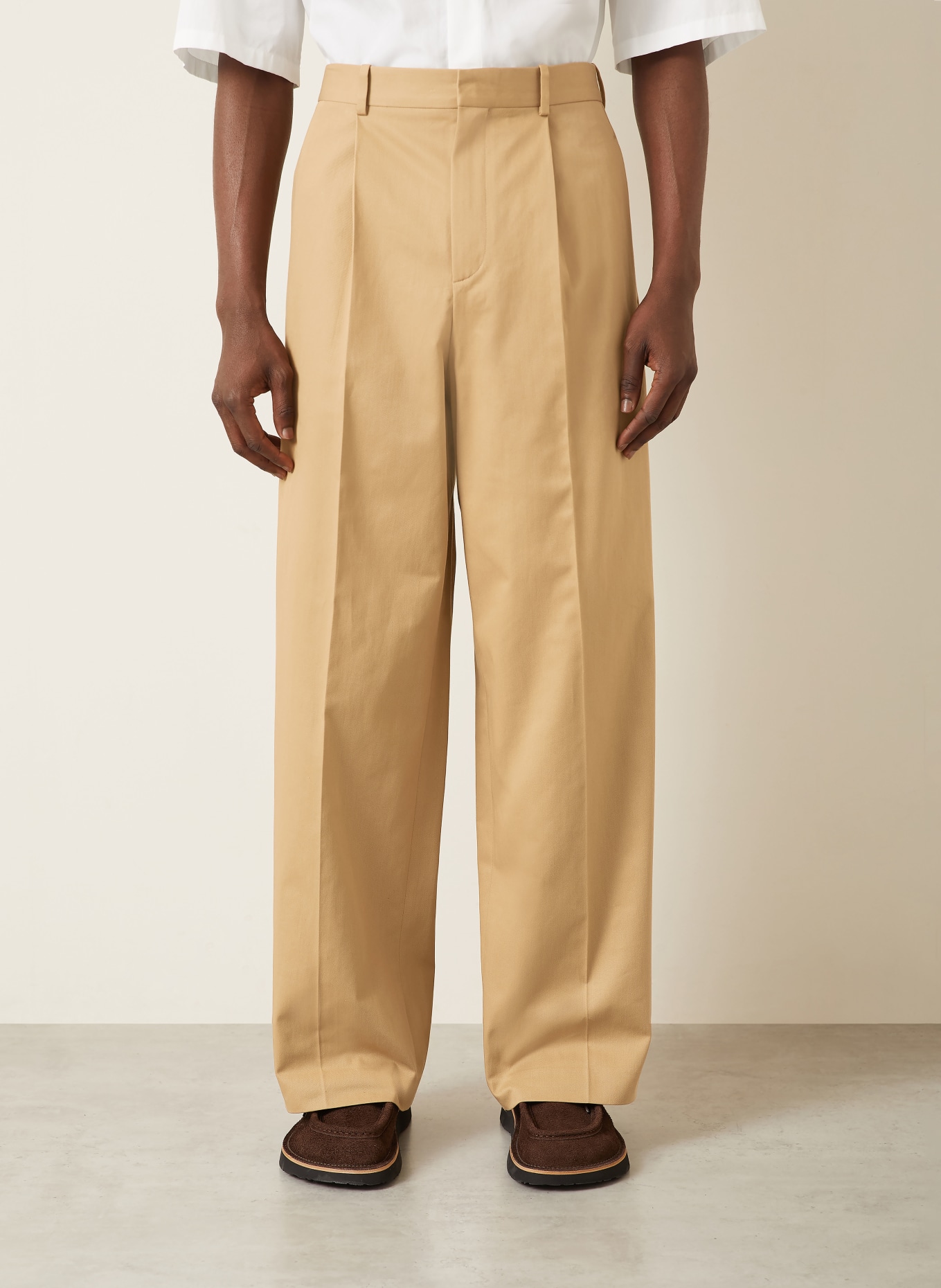 LOEWE Chino Regular Fit: HELLBRAUN